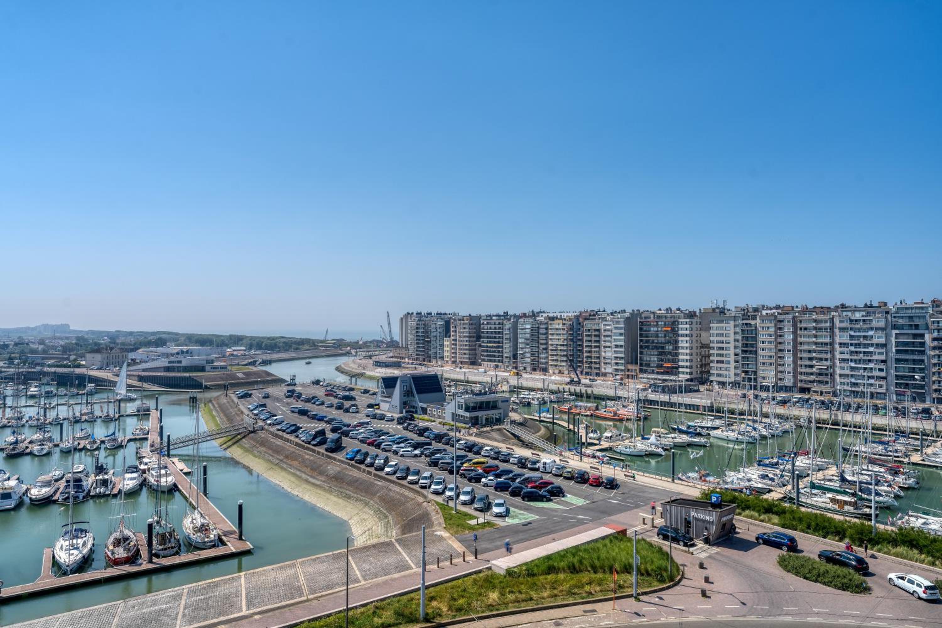 Portview G8 met parking 6Pers