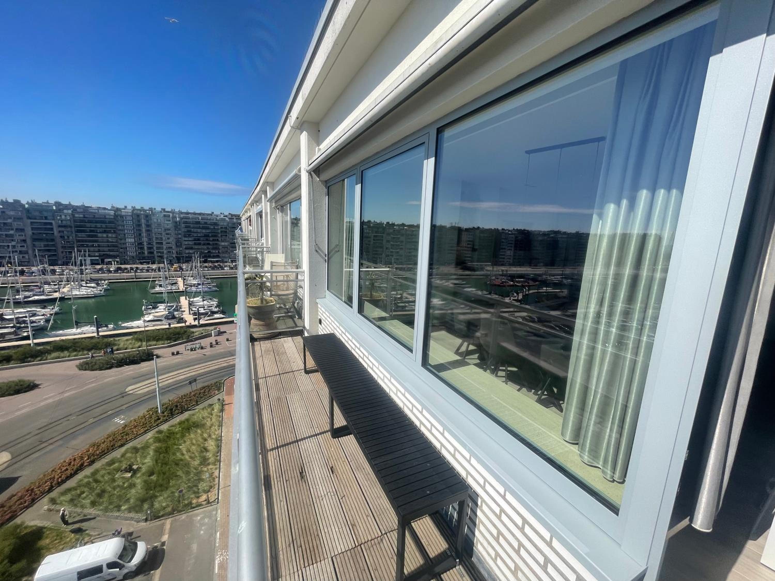 Portview G8 met parking 6Pers