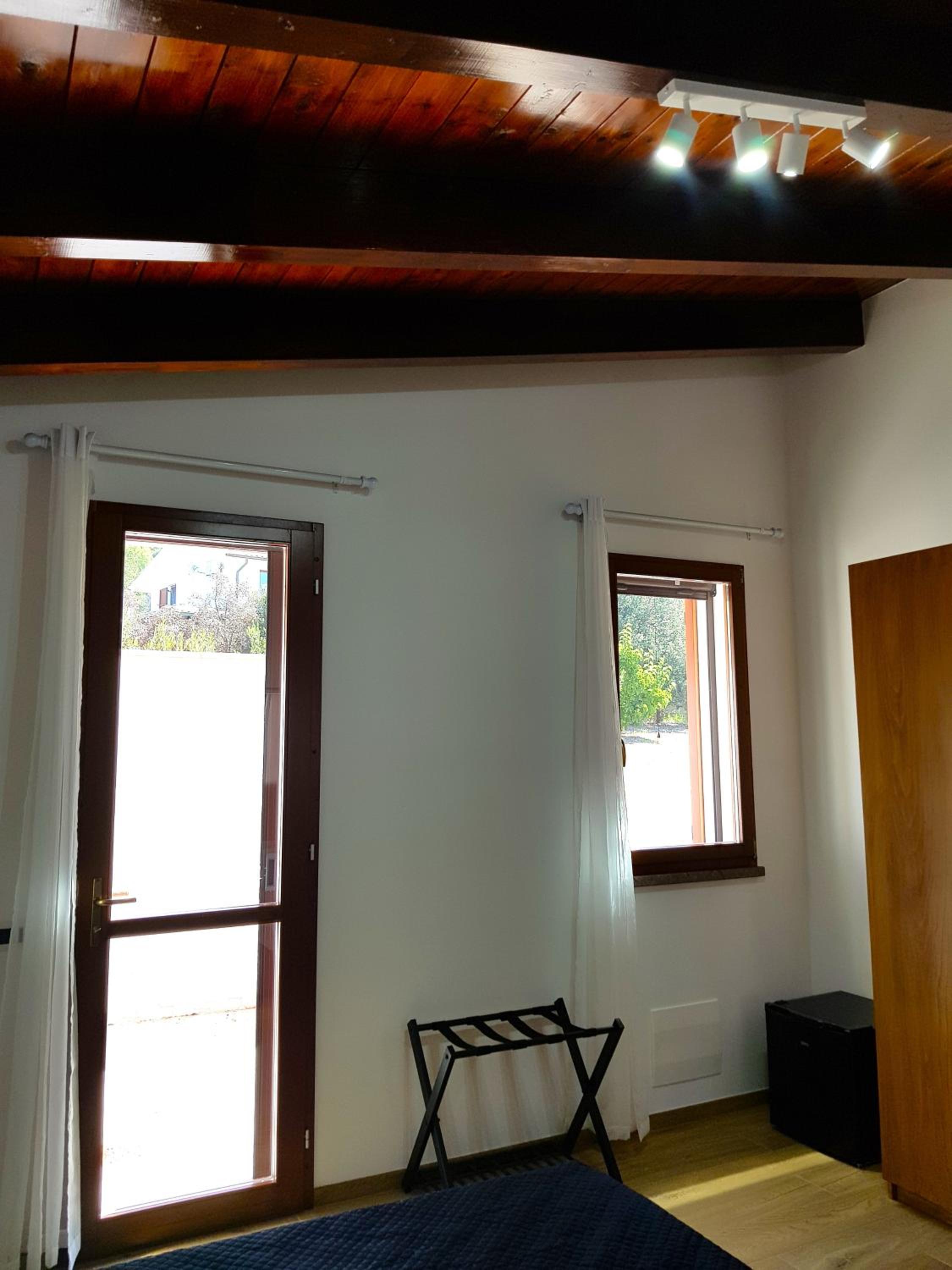 Nova Rooms