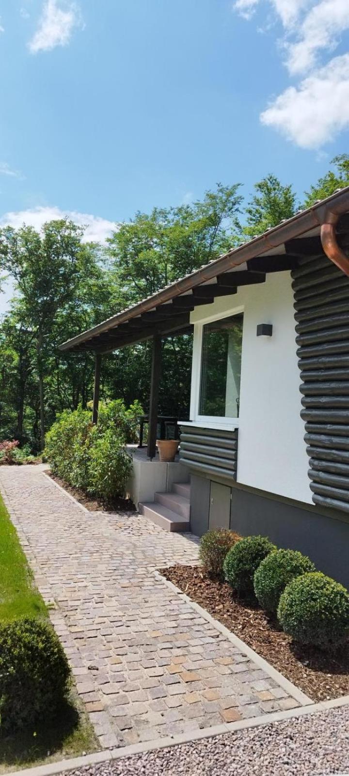Villa Collina, freistehendes Haus mit Garten und Seezugang