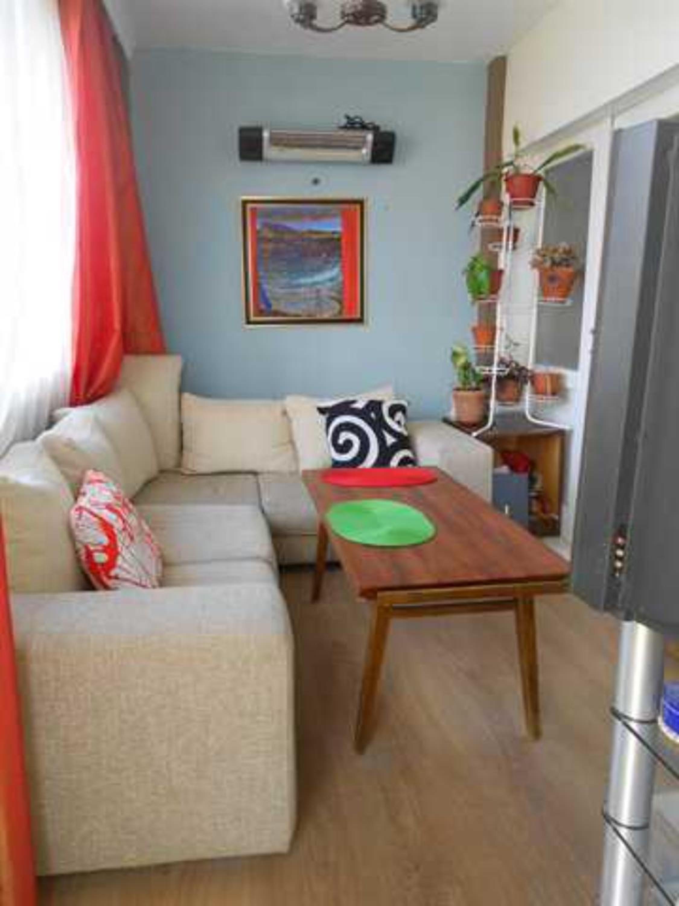 Welcoming house in Varna with sea view