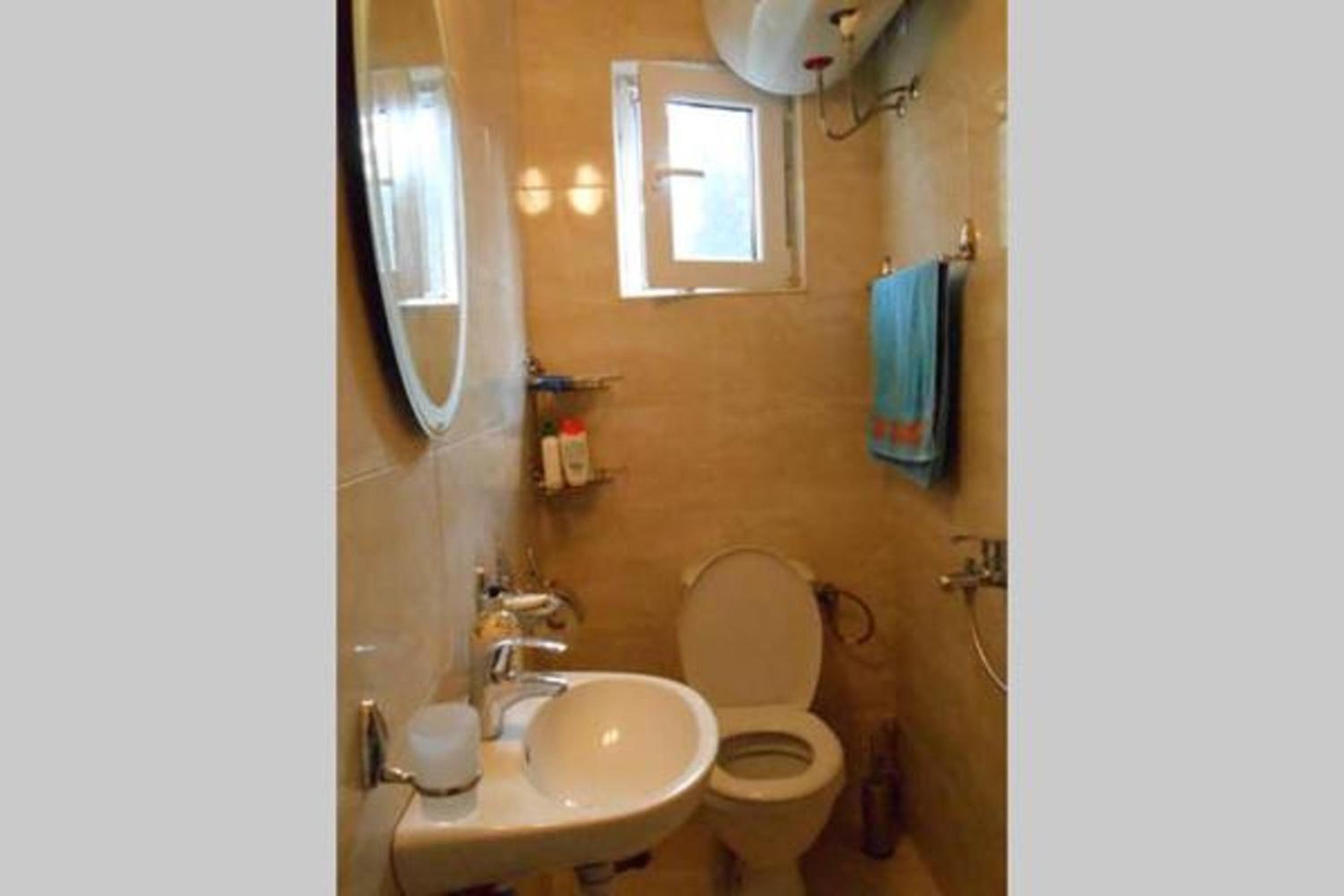 Welcoming house in Varna with sea view