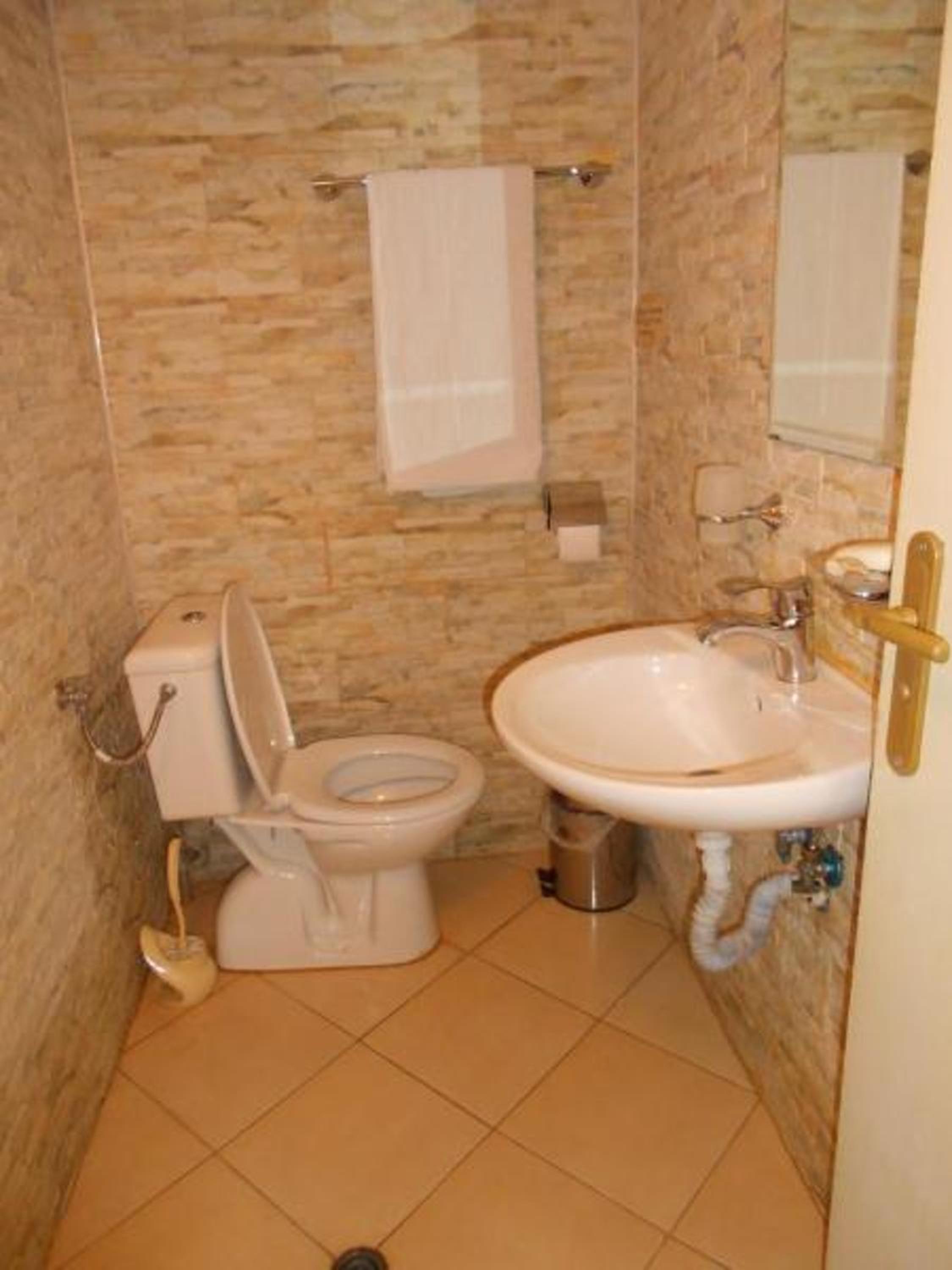 Welcoming house in Varna with sea view