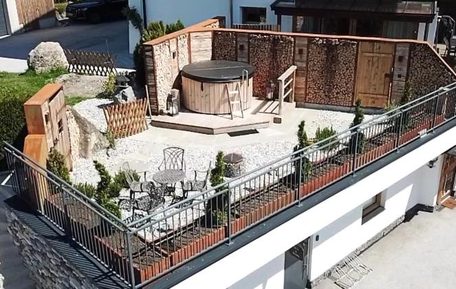 Luxus Ferienwohnung Almhütte