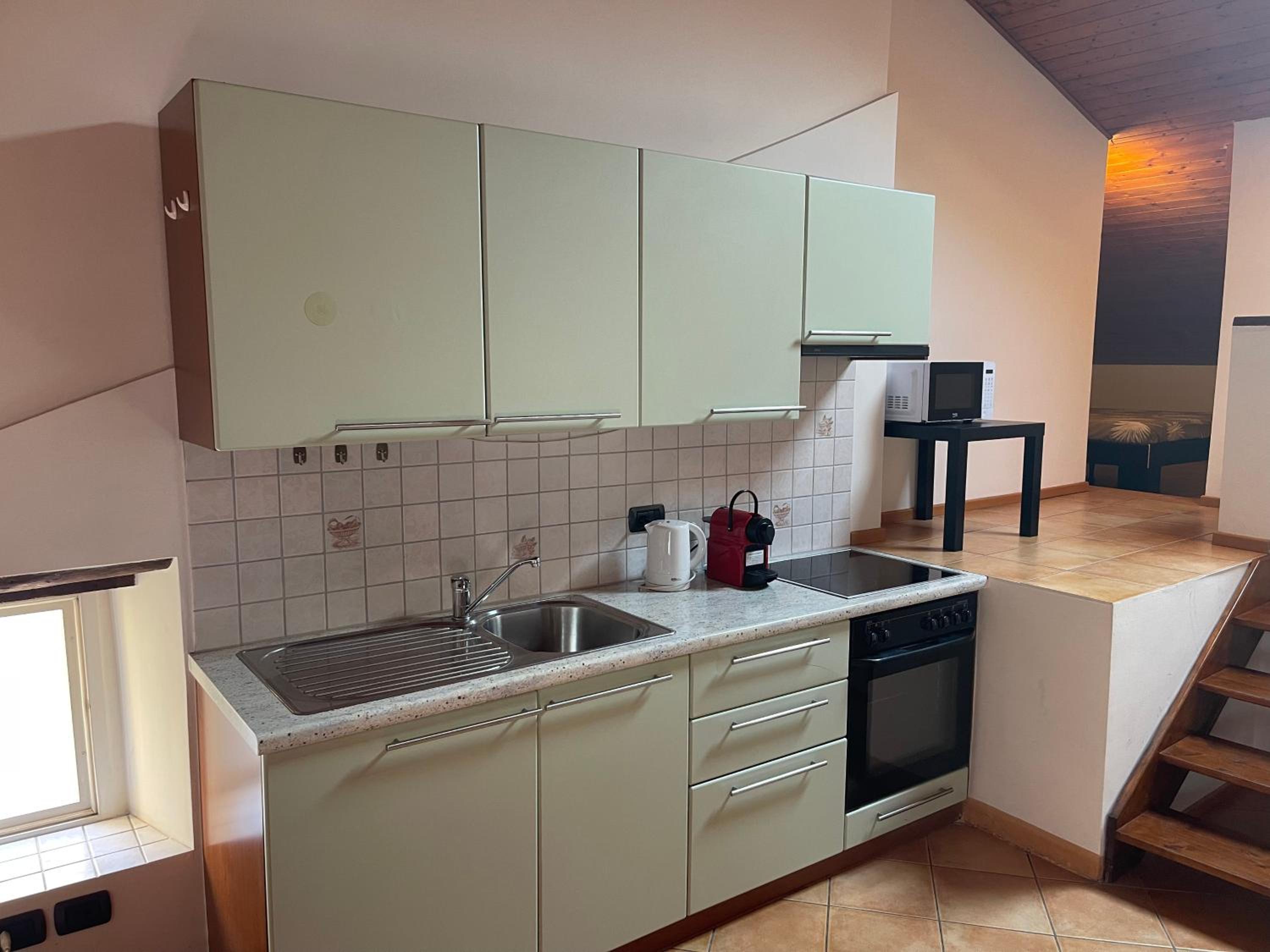 Chiasso Suisse Apartament - RentuGoo Travel
