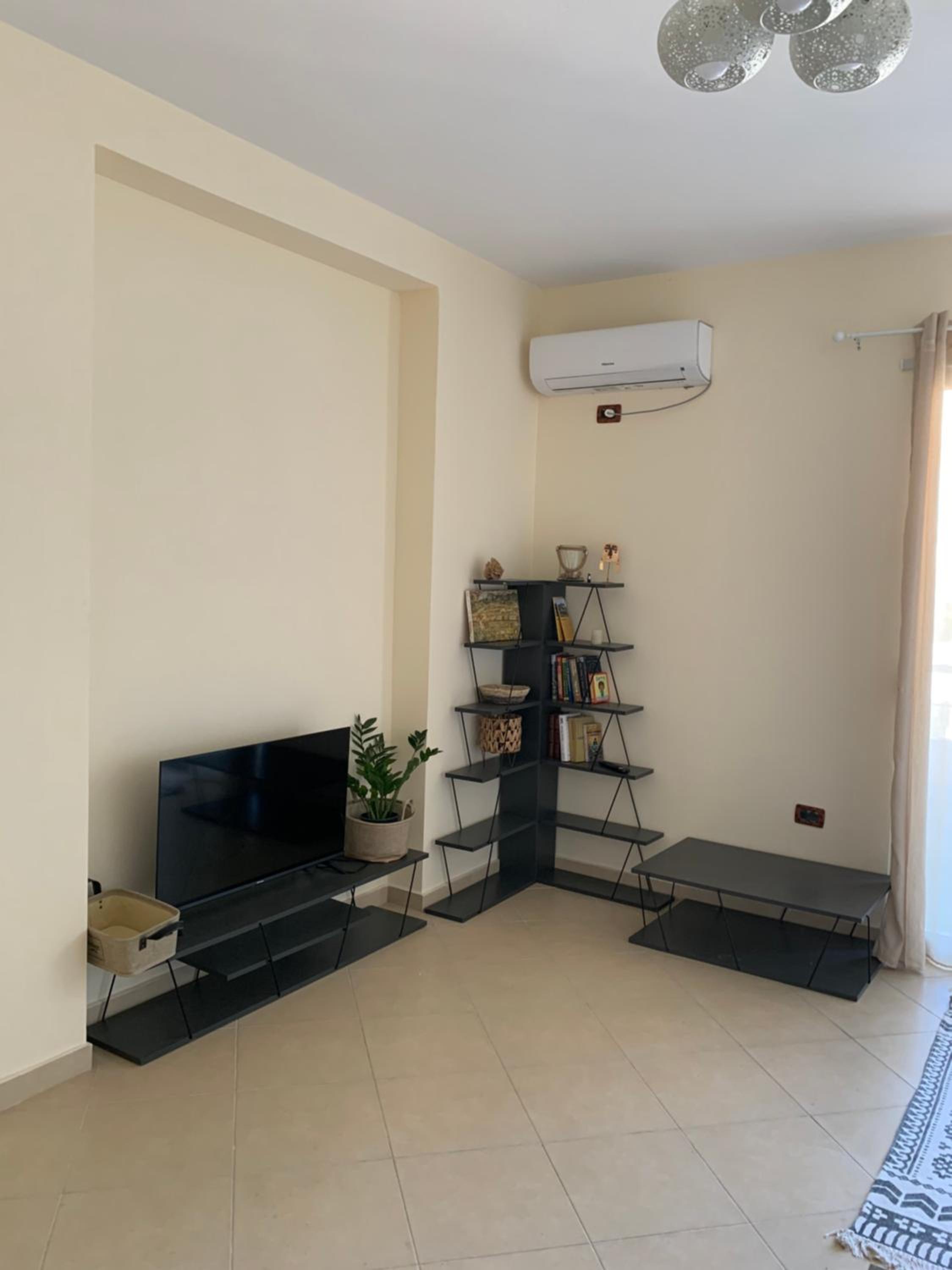 Elis apartment