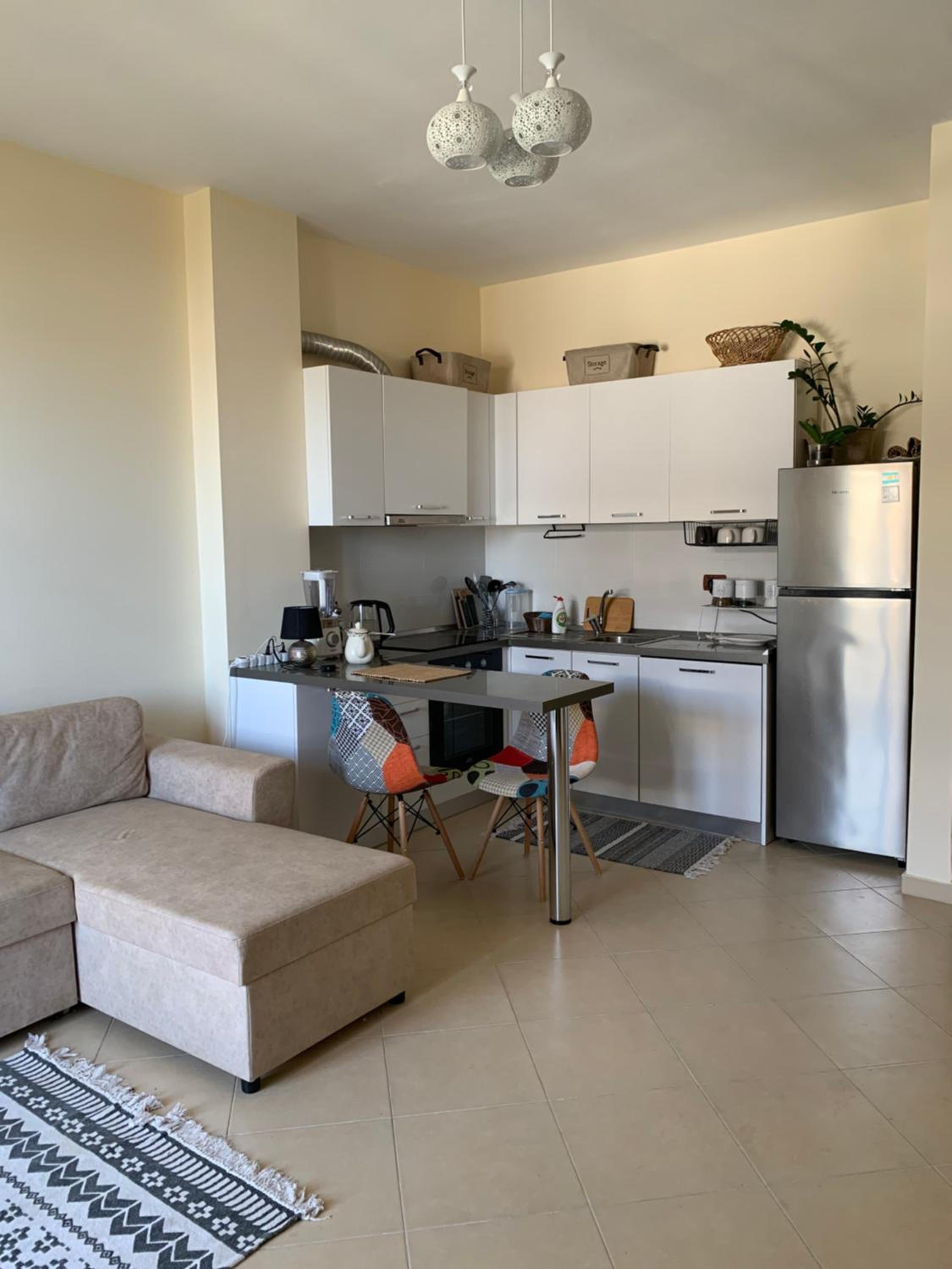 Elis apartment