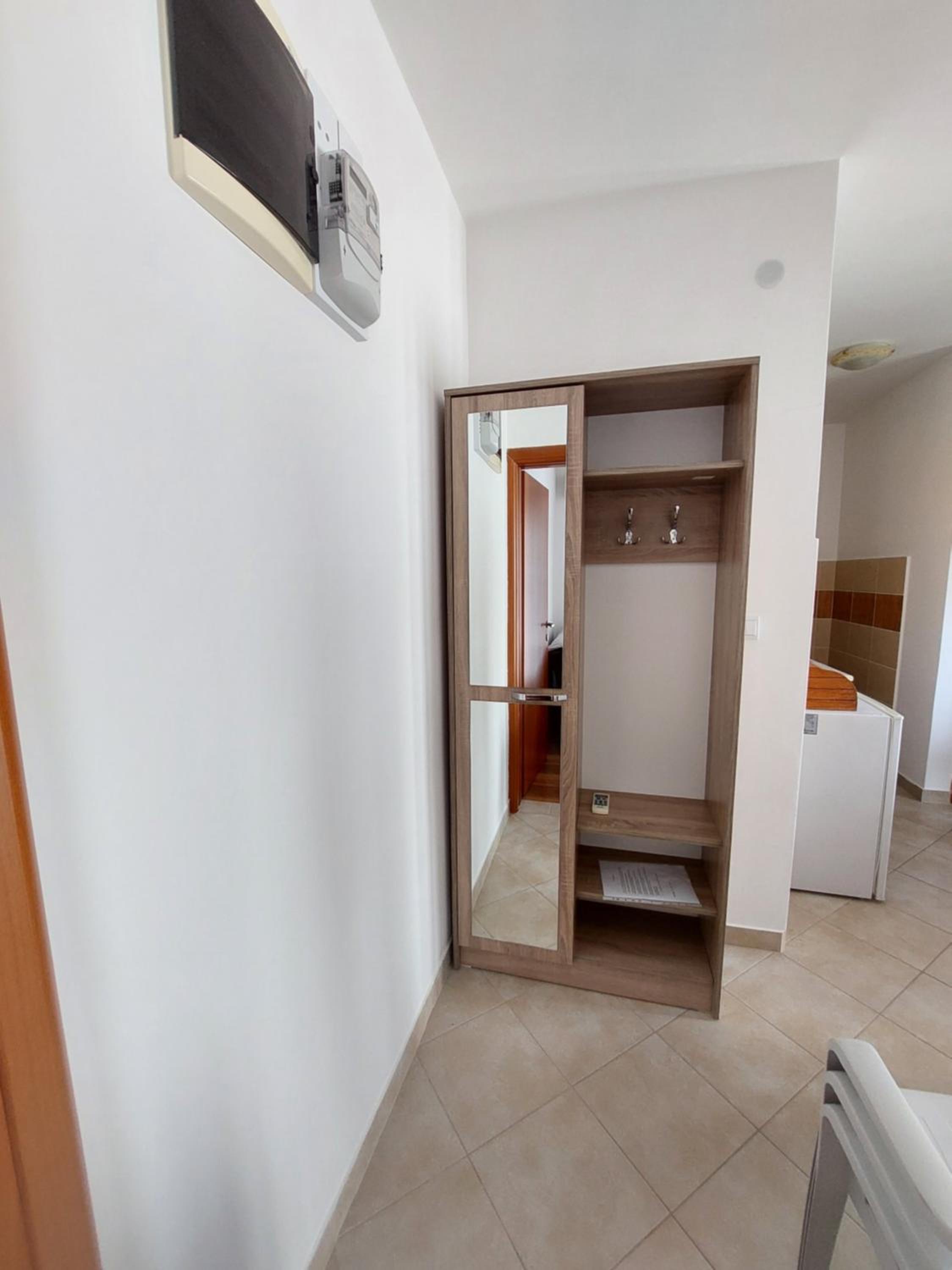 Vesna apartmani, Igalo view 5