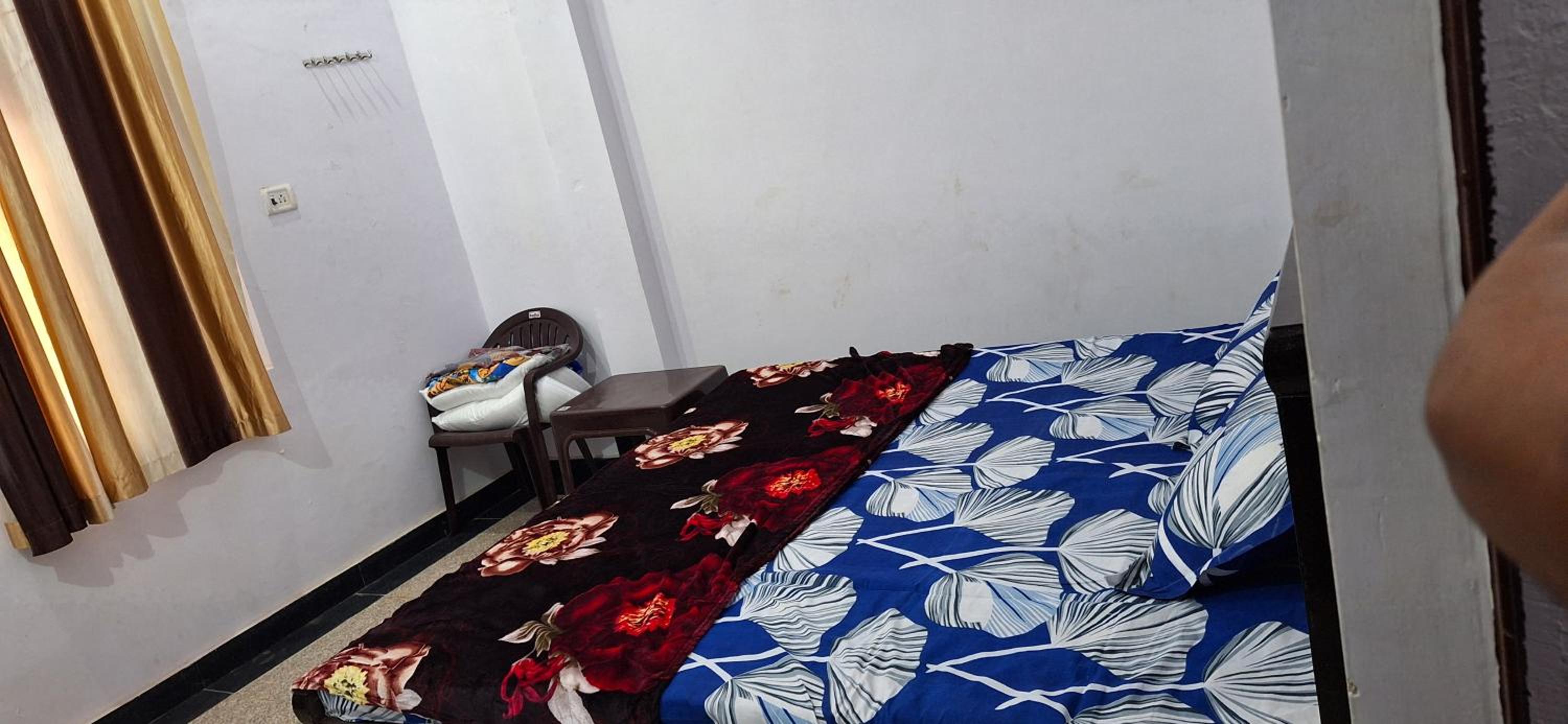 Shri Mahalaxmi Home Stay, 196, Sector-2, Kailash Nagar, Near Pushpa Garden, Darook Parking, Yamuna Express-way Road, Vrindavan, Mathura, UP, India view 3