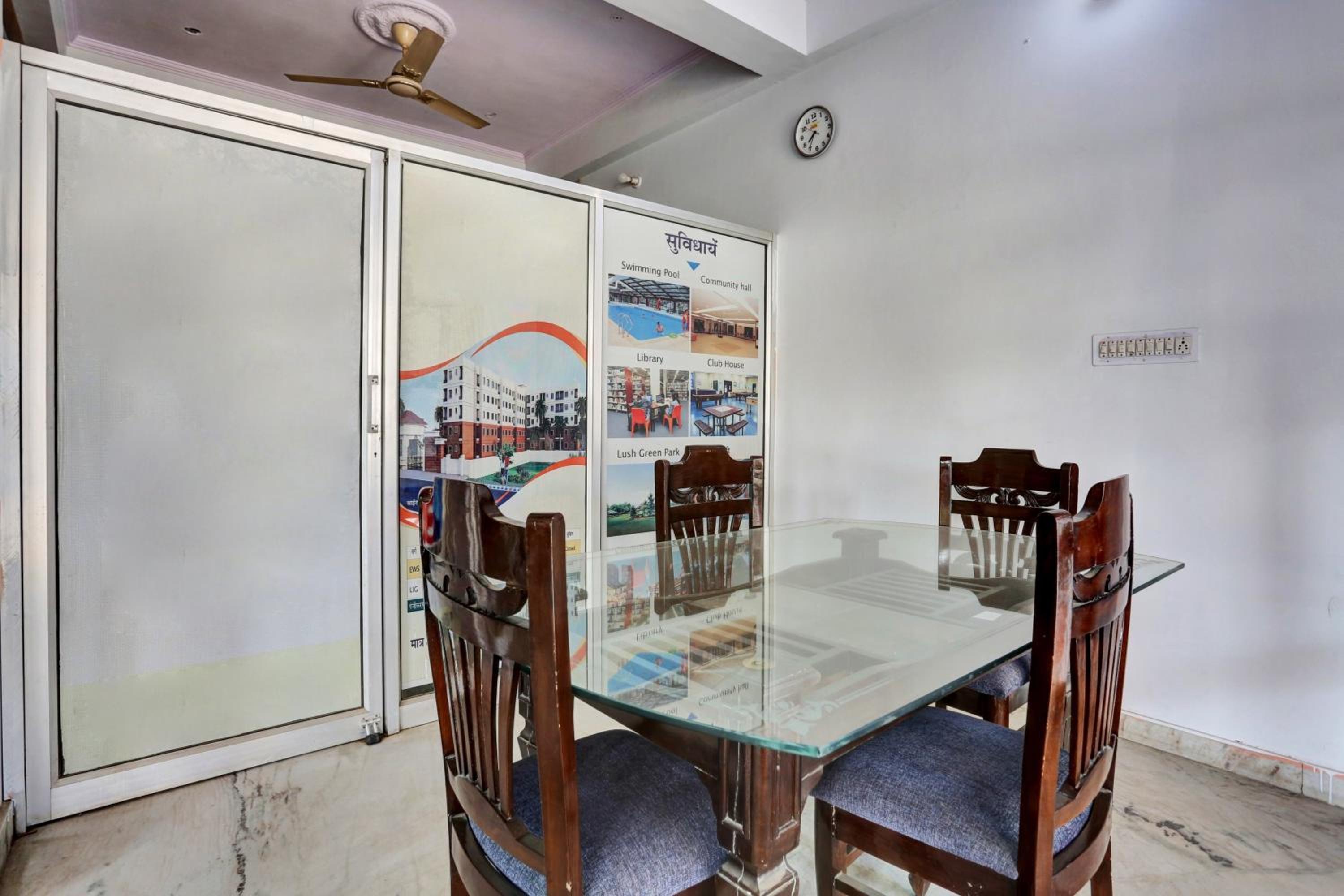 Hotel O Vijay Shree