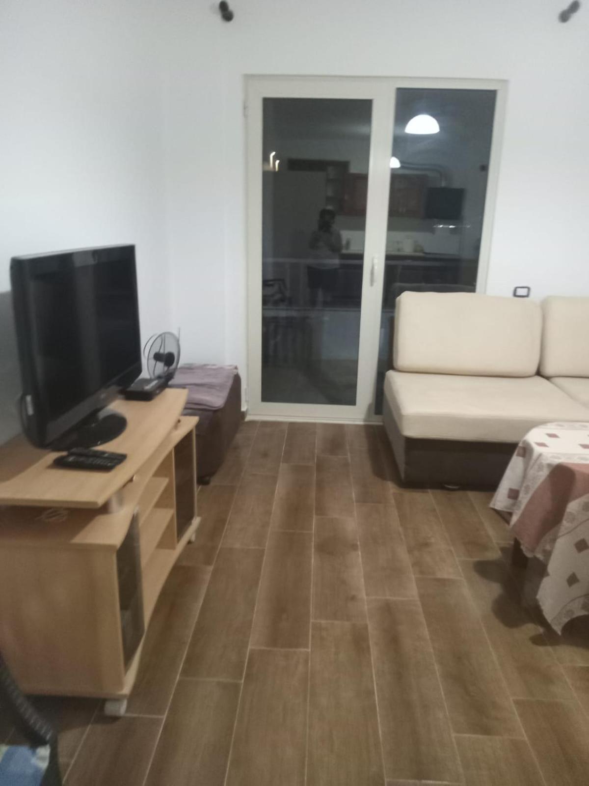 Apartment Lakeside Drilon