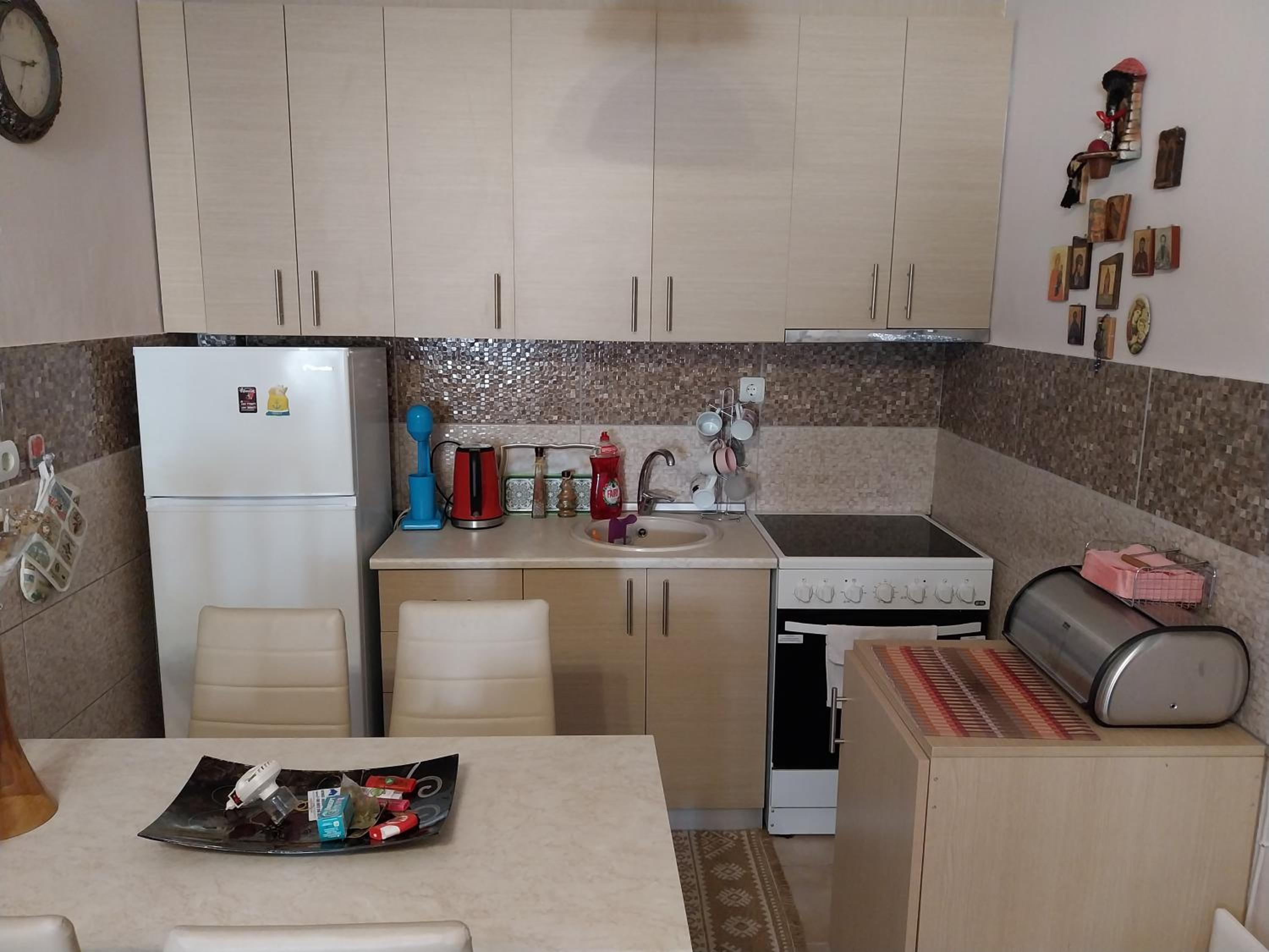 Amfitheas apartment