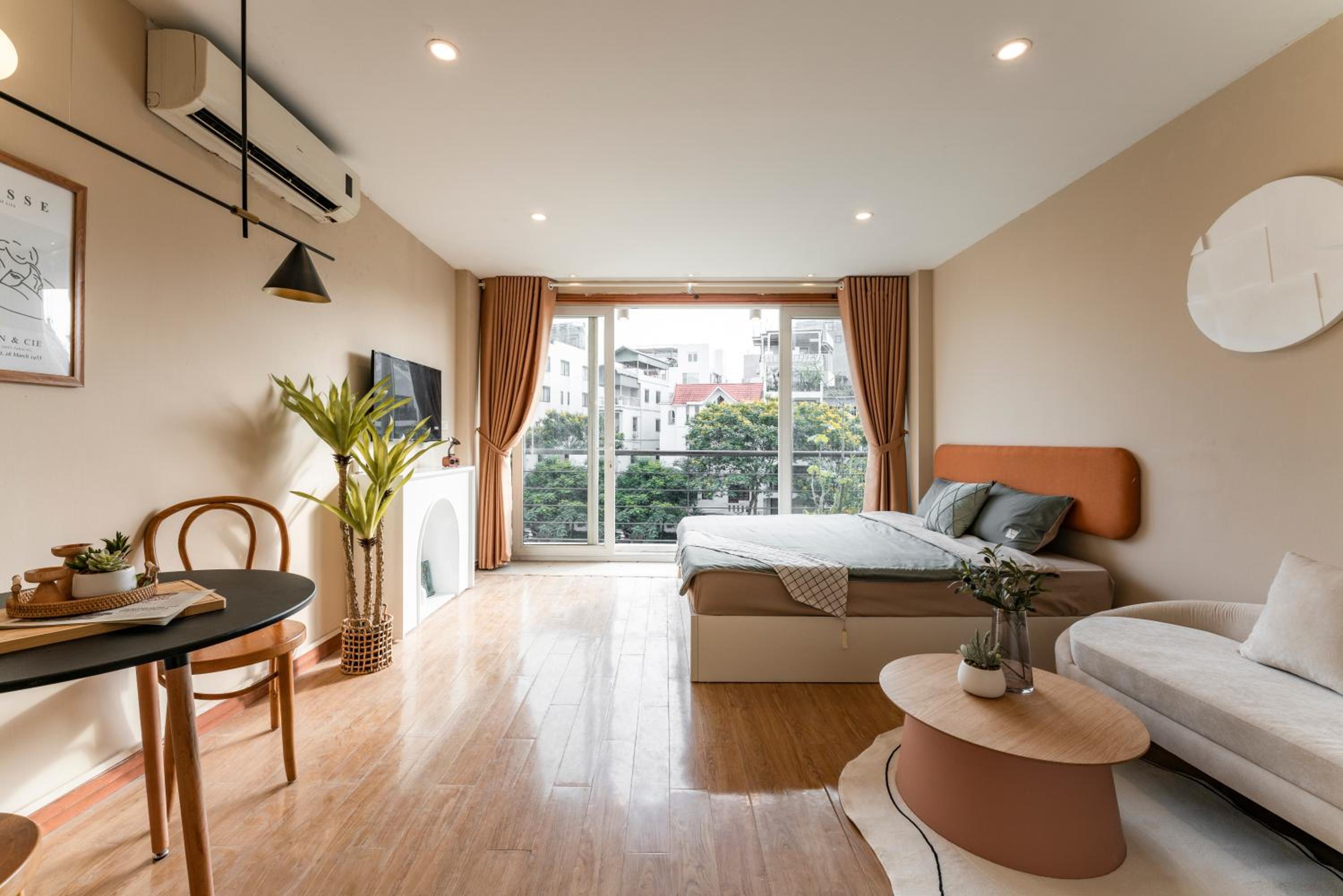 Inam Home Lakeview Apartments