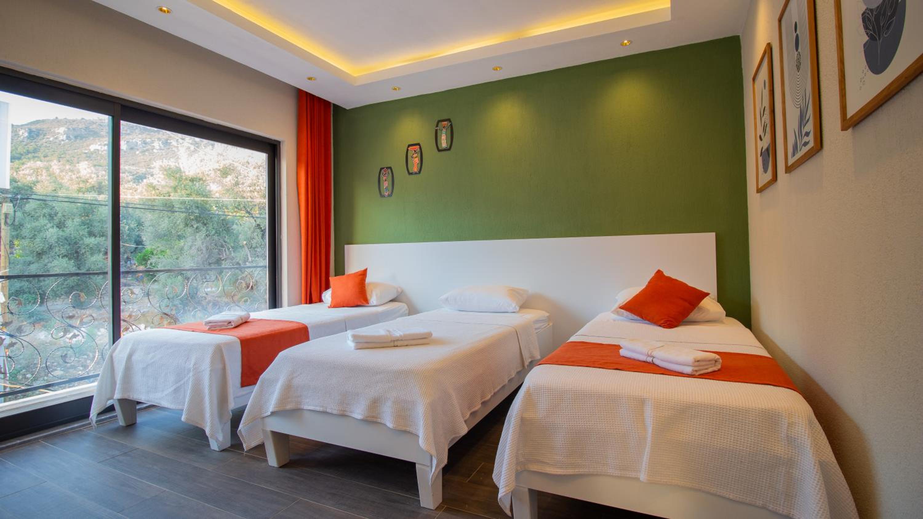 THE PERA SUITE Apart Çayköy view 4