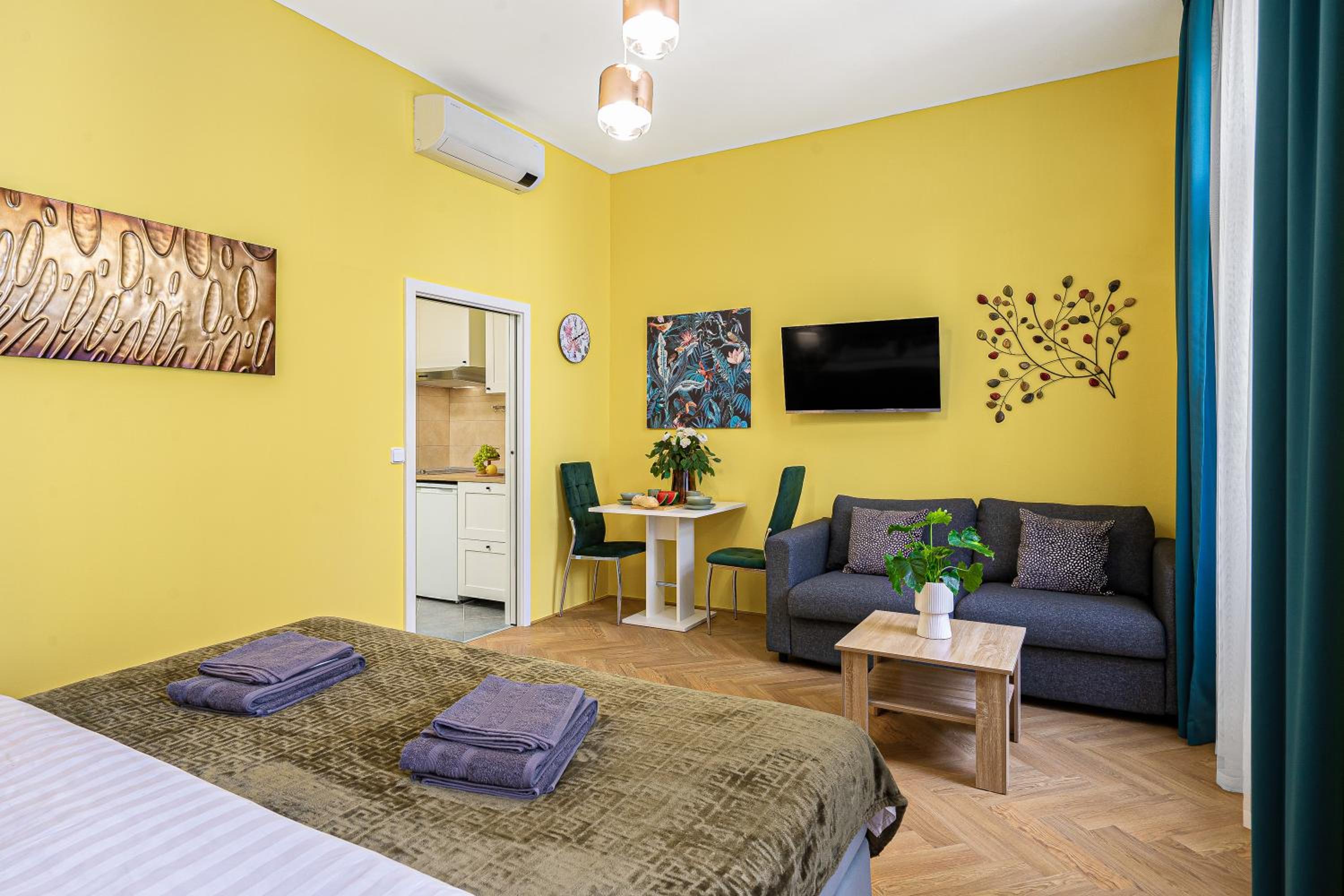 Oasis Apartments at Charles Square