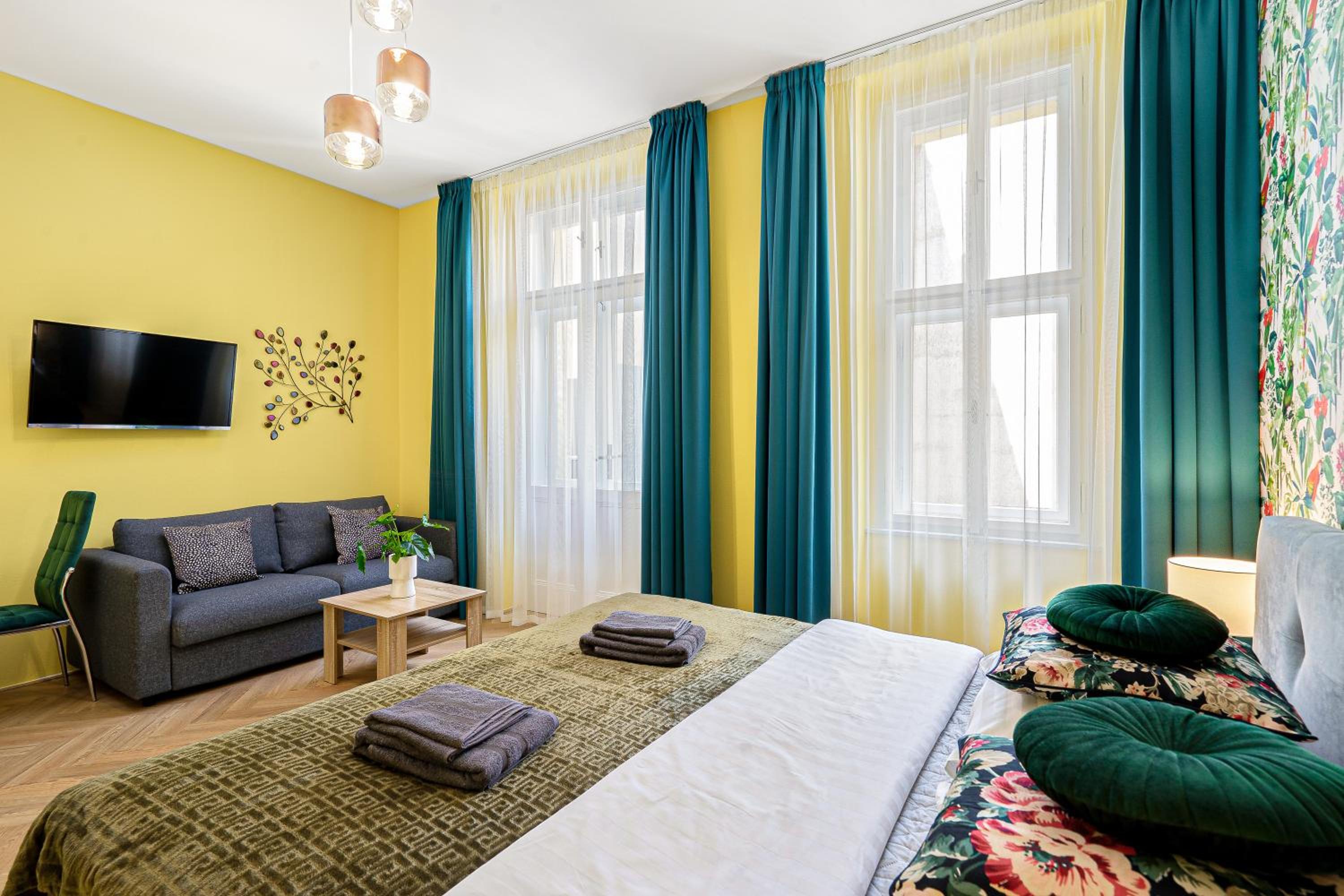 Oasis Apartments at Charles Square