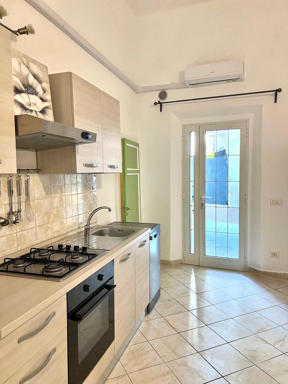 Flower Suite en Pisa — kitchen