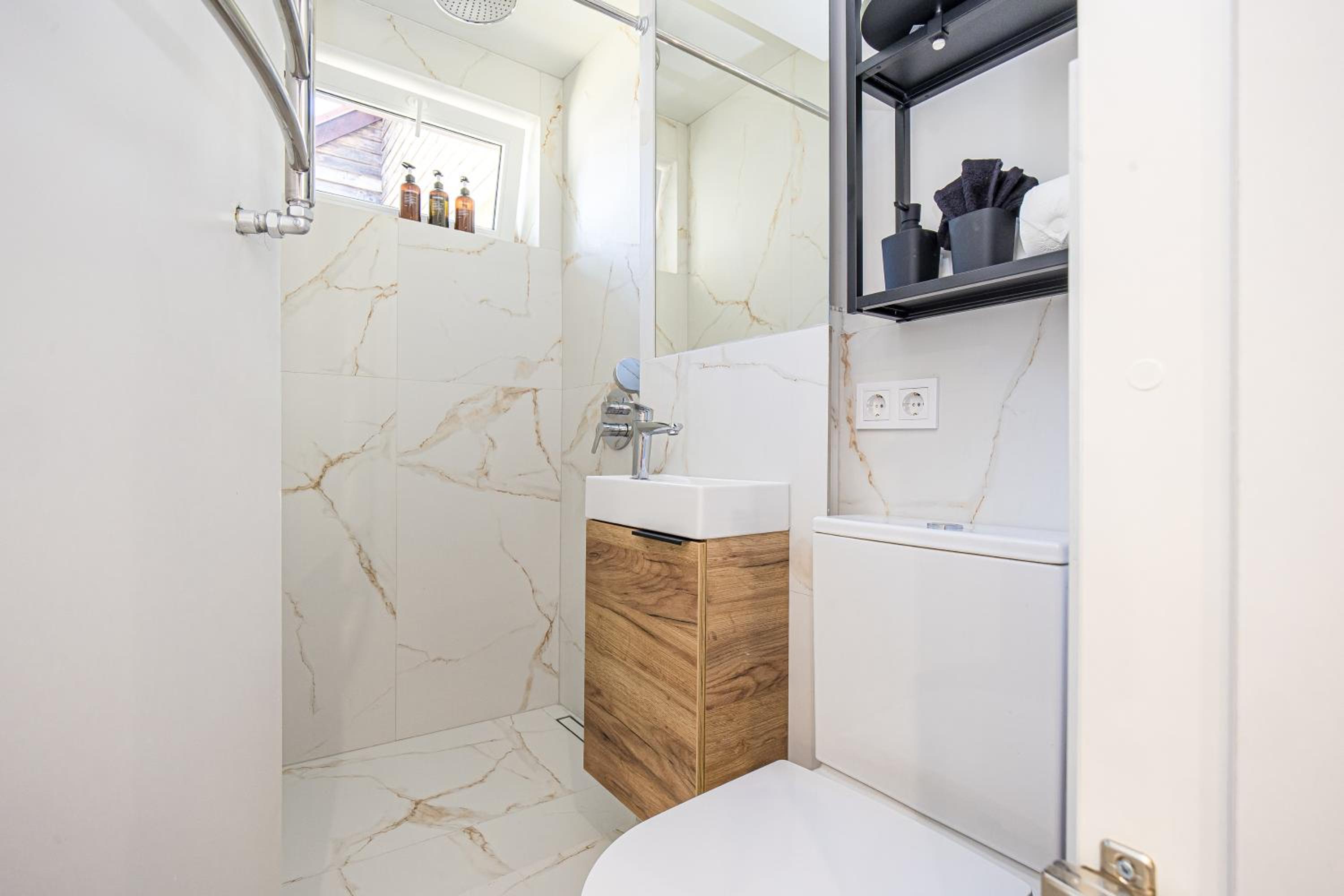 Central Beachside Studio 2
