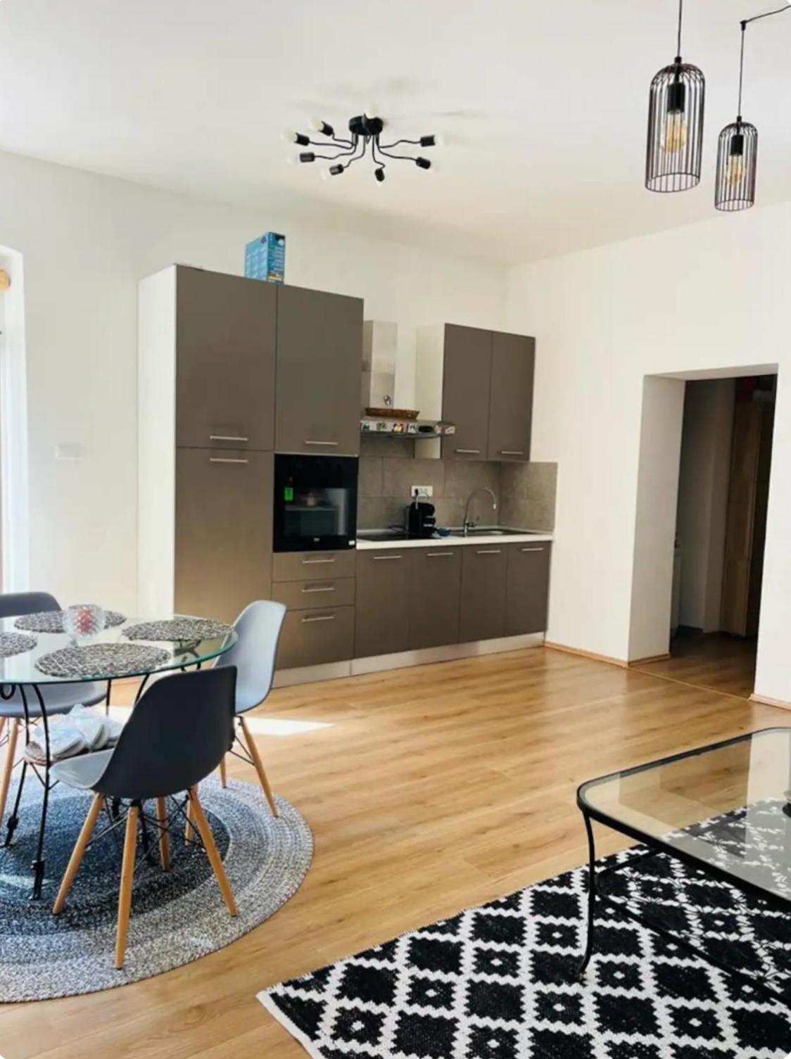 Cosy apartment near a river Rijeka view 4