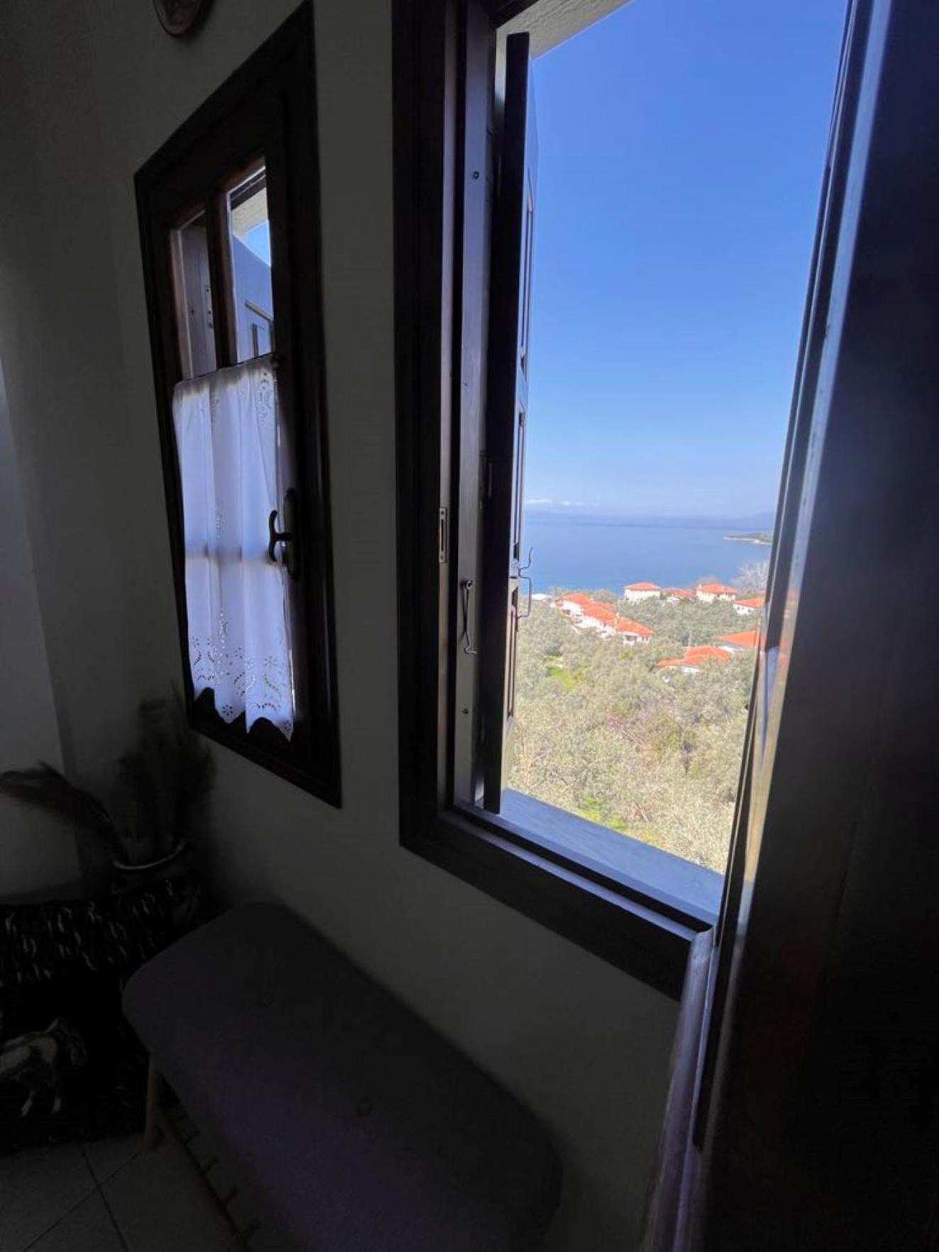 Margianou Seaview Apartments 1 & 2 view 5