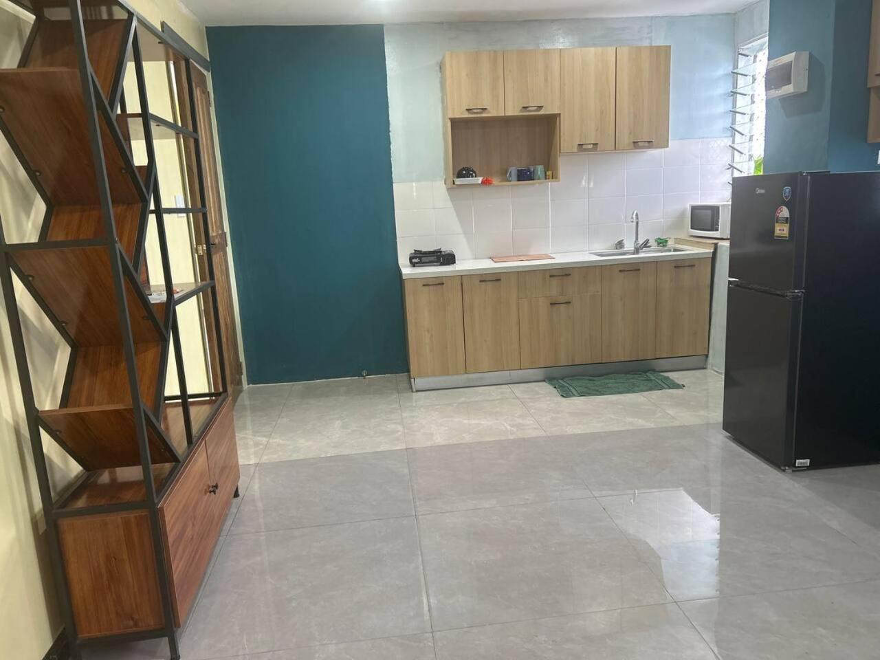 Sunset Retreat Sleeps 4 with Wi-Fi view 3