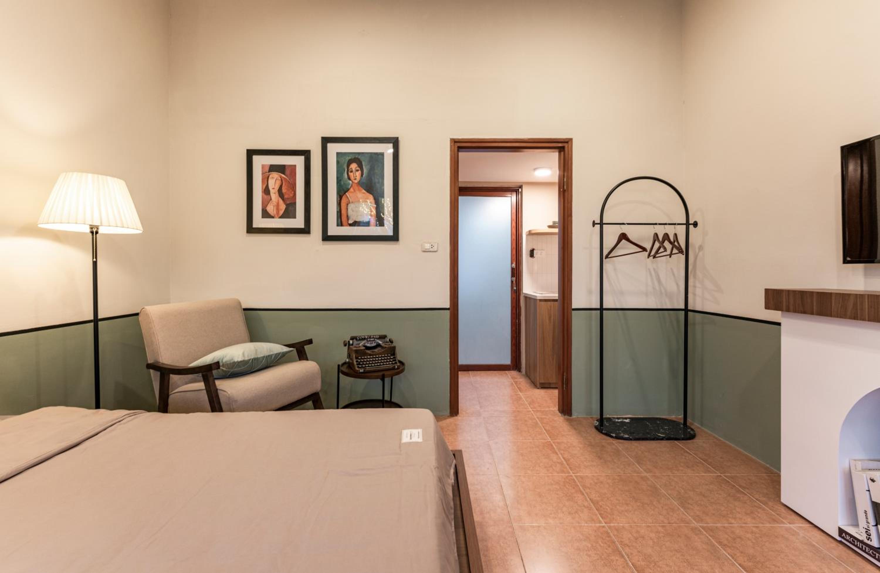 Inam Home Lakeview Apartments