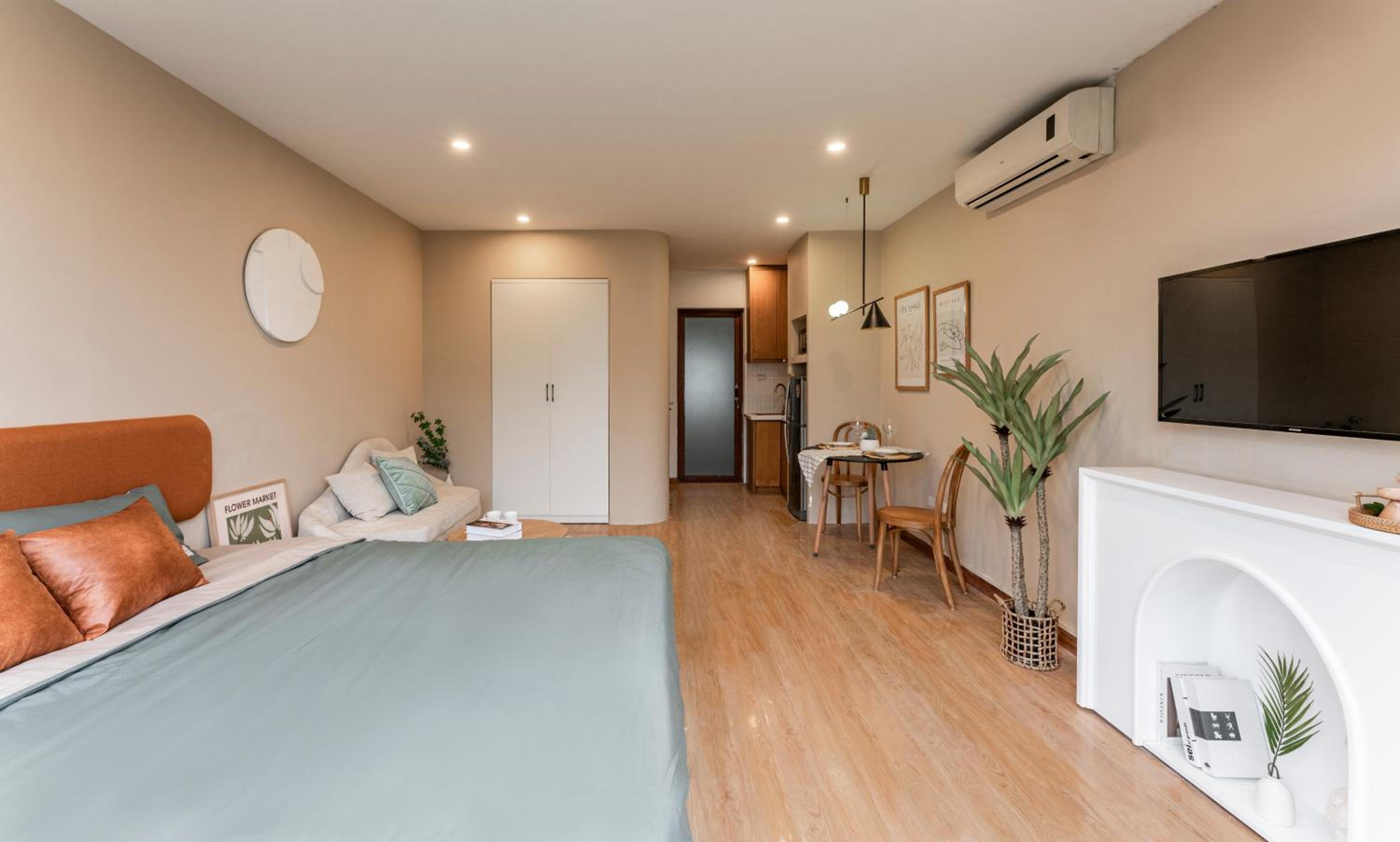 Inam Home Lakeview Apartments