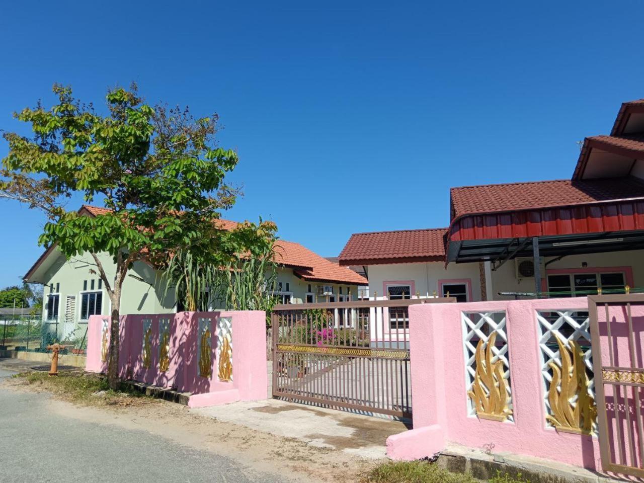 Izora Homestay photo 8