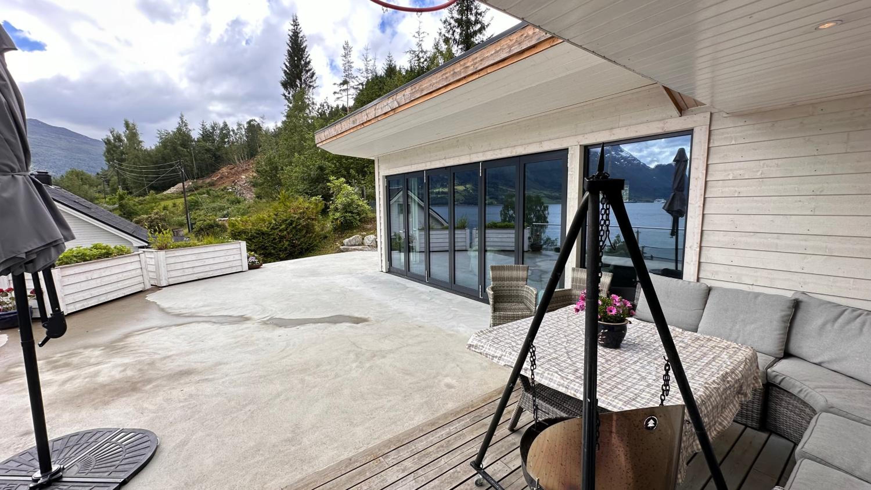 Panorama #CasaSolvik #Loen