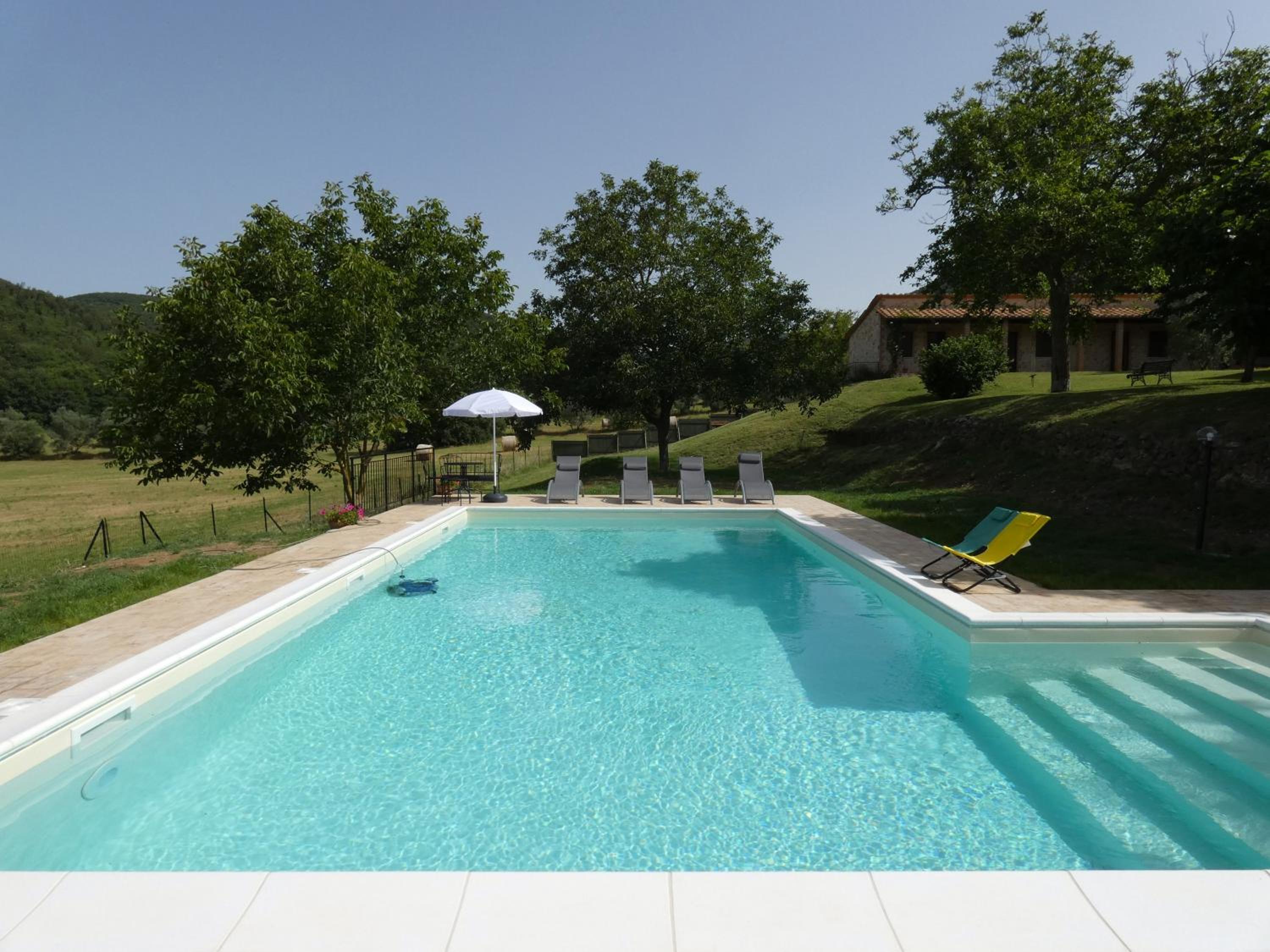 SCAPPO IN UMBRIA,Casale Vallenera view 4