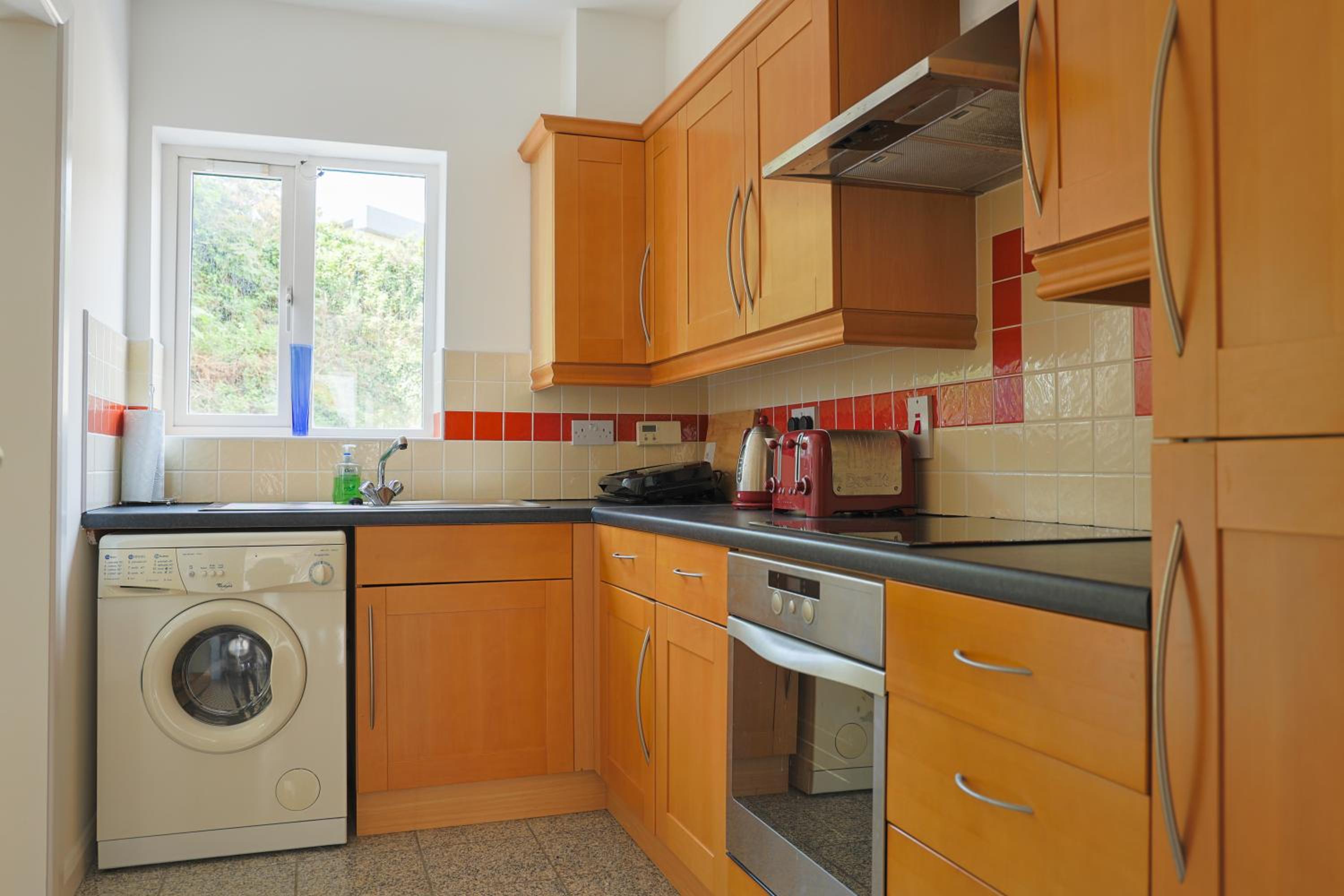 ChurchMews a Lovely 3 Bedroom Home with Golf, Fishing and Seaside view 5