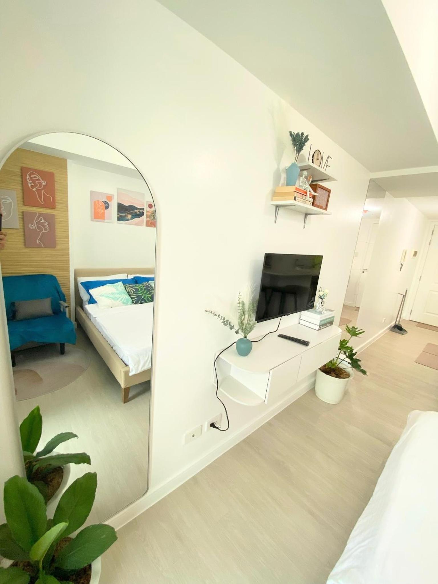 Stylish studio type apartment in Azure North view 3