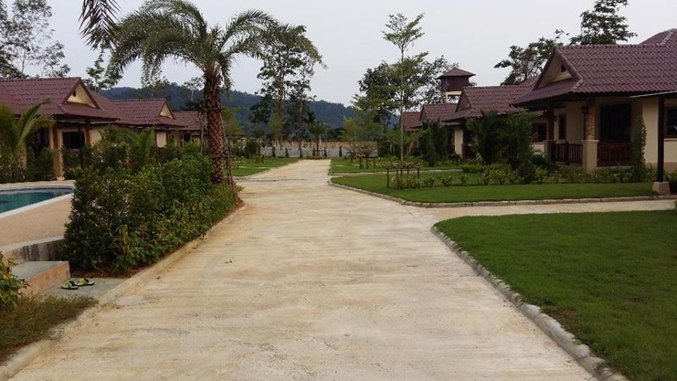 Dachatorn Village