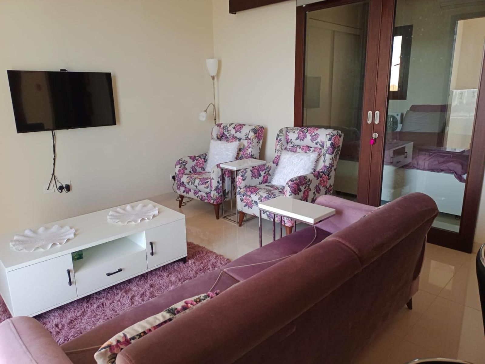 Modern Studio Apartment in Salalah view 2