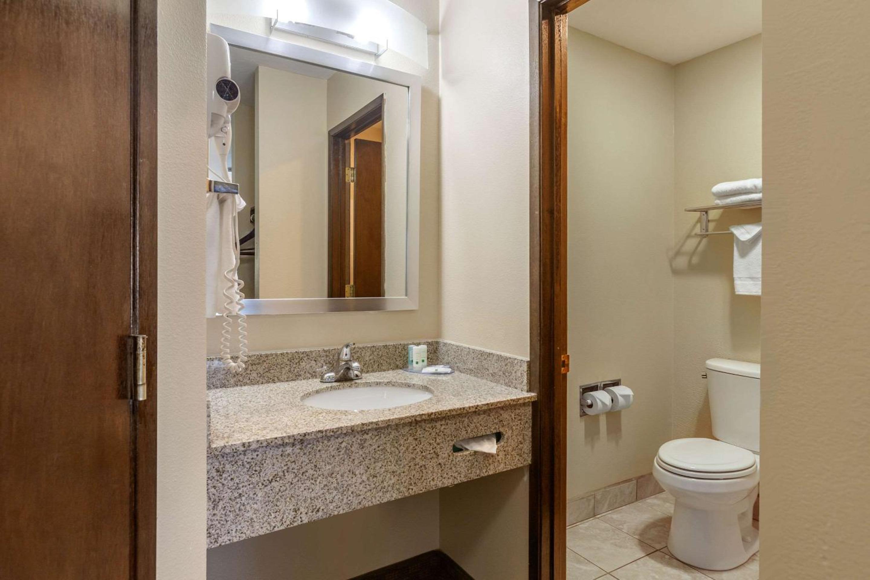Quality Inn Ontario