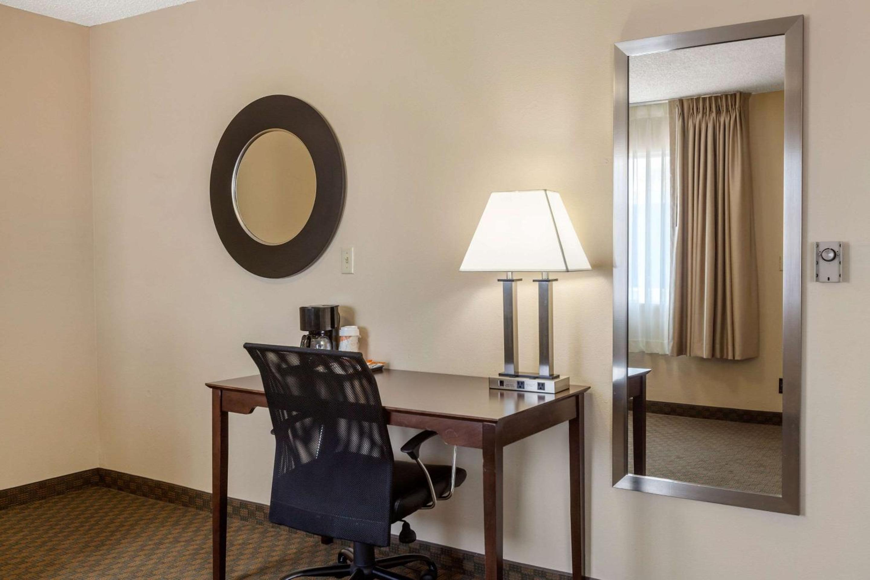 Quality Inn Ontario