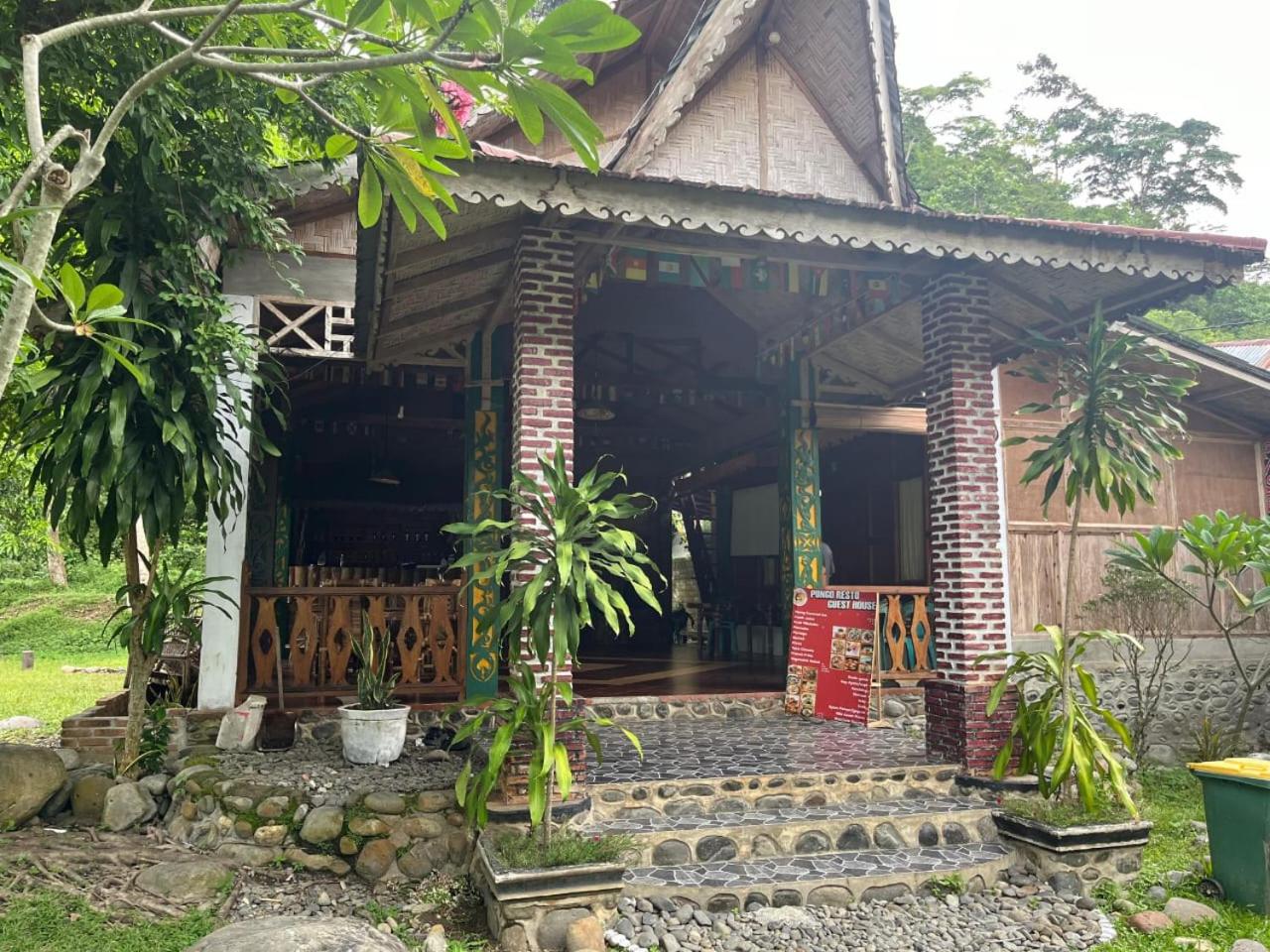 Photo 25