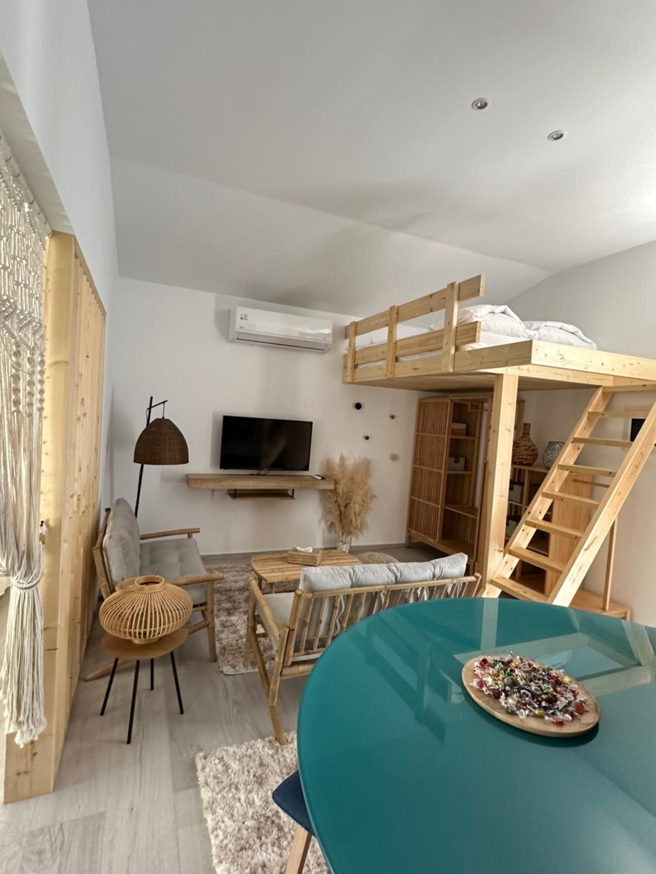 Nafplio Lodge