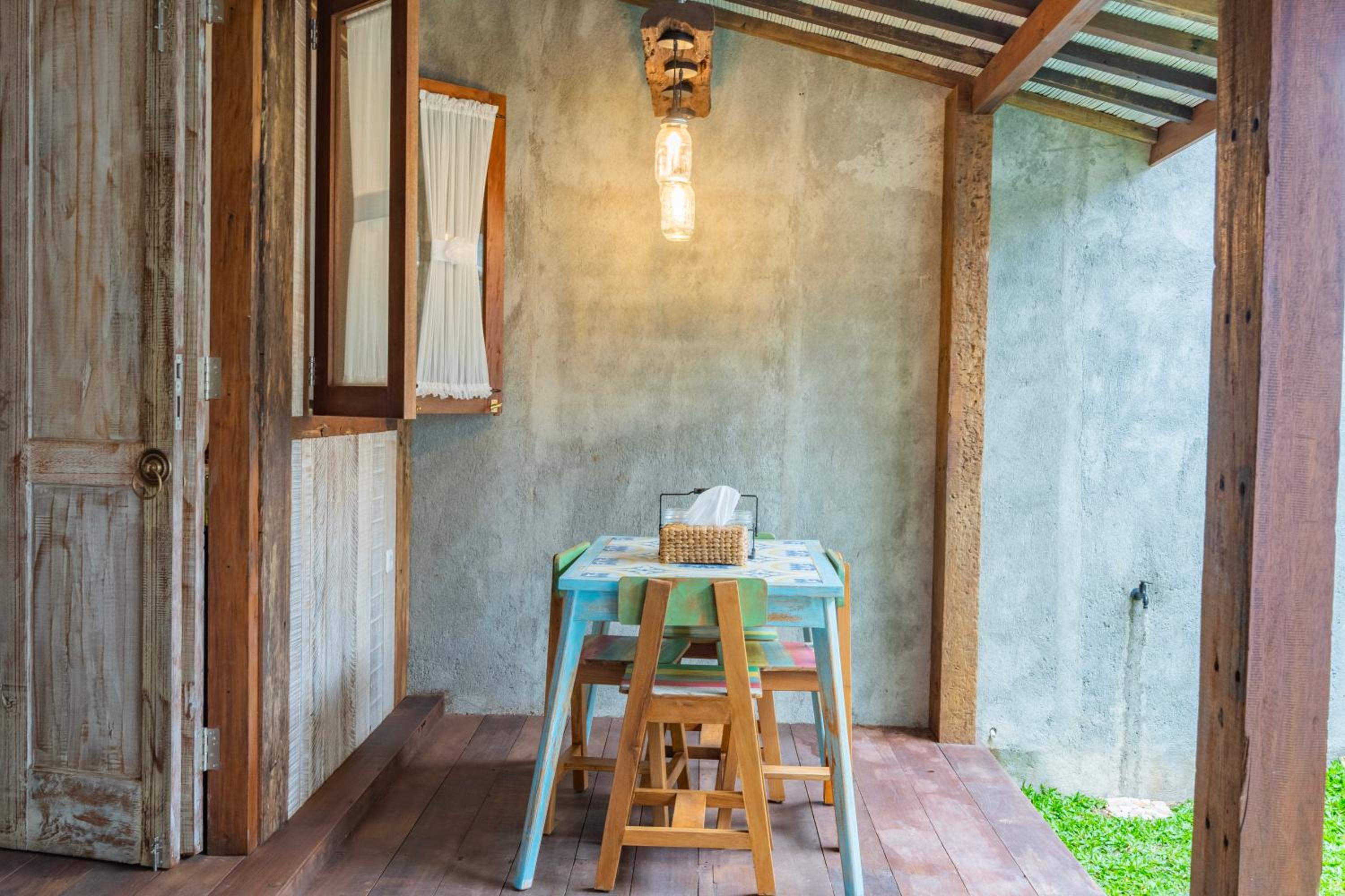 Singgah Ndalem - wooden house Jogja view 2