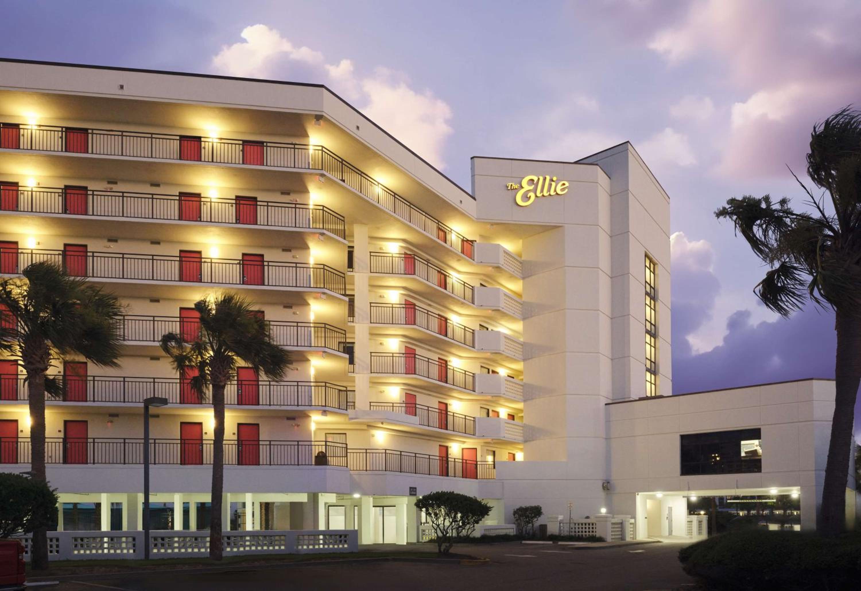 The Ellie Beach Resort Myrtle Beach, Tapestry By Hilton view 3
