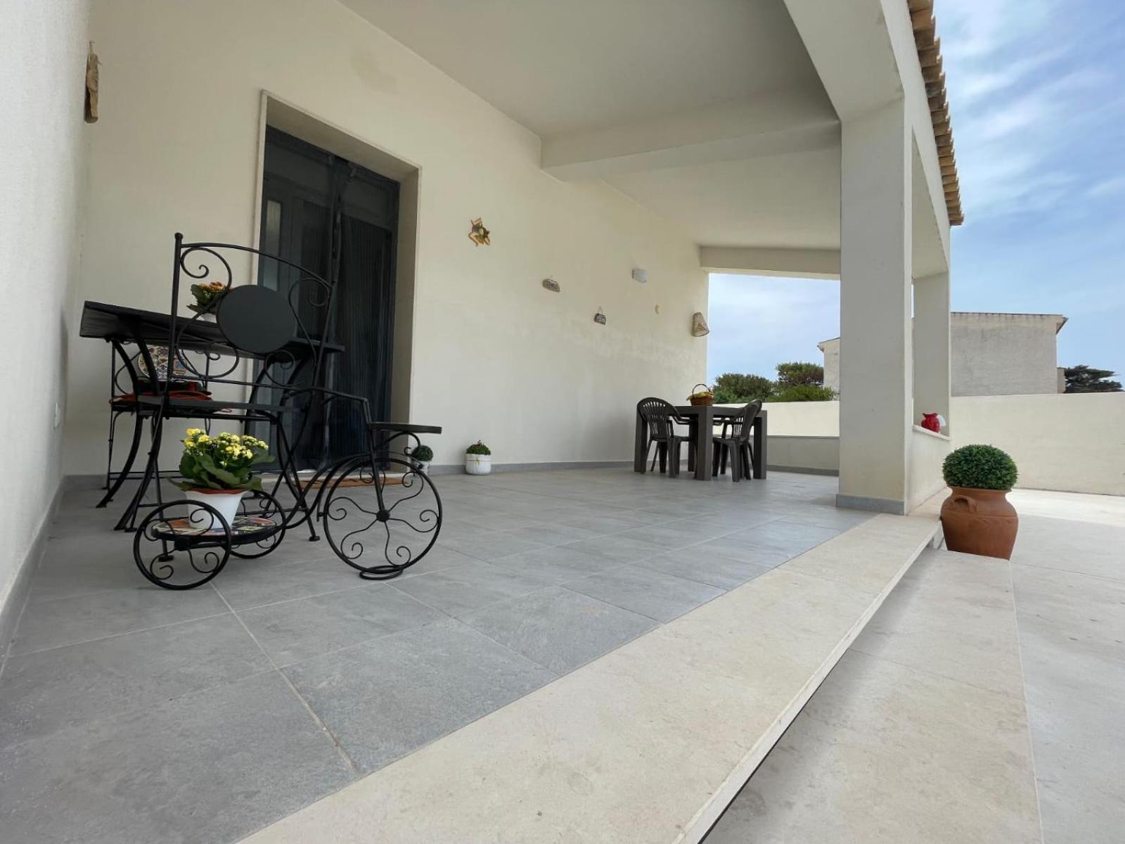 Villa Fratantonio - Granelli view 4