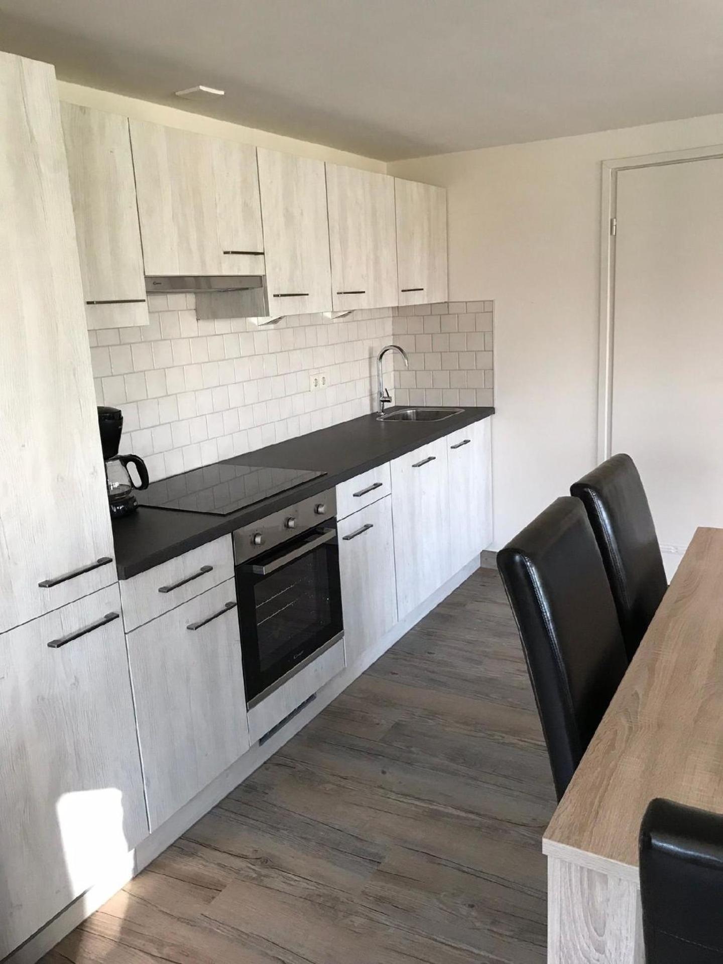 Schönes Ferienhaus mit viel Privatsphäre in einem ruhigen Ferienpark - b55929 view 4