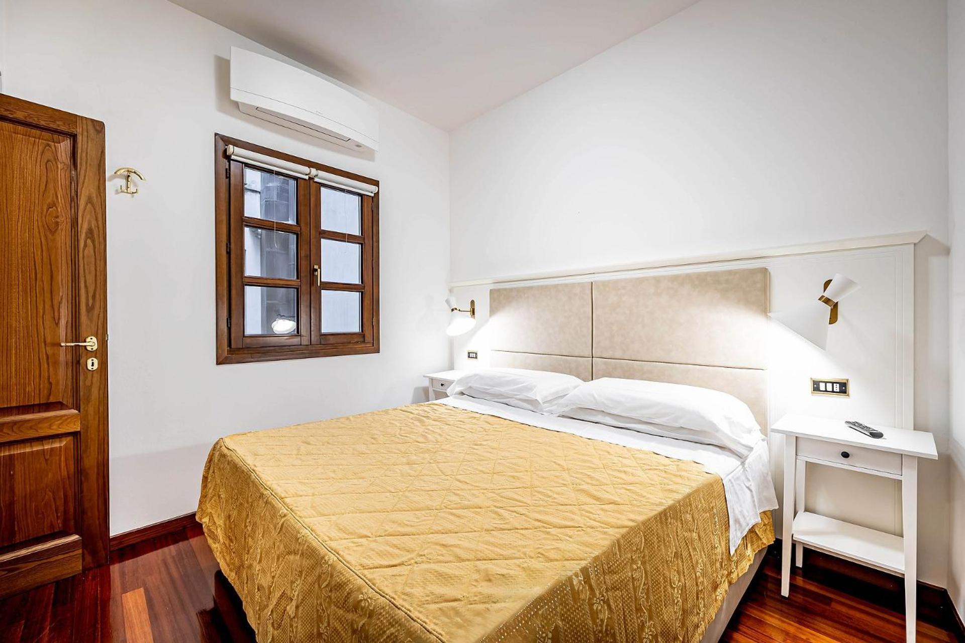 Florence old town apartment