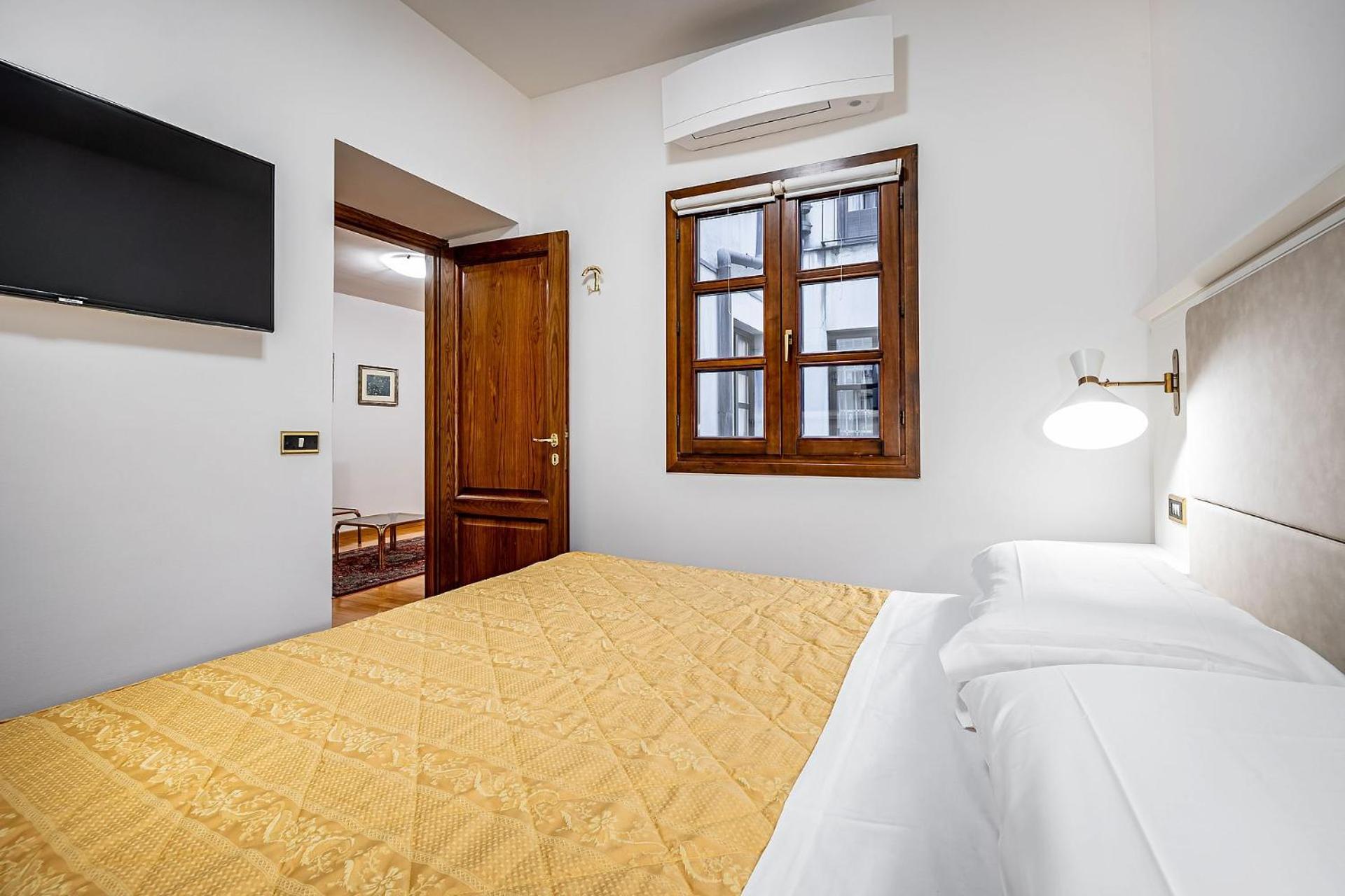 Florence old town apartment