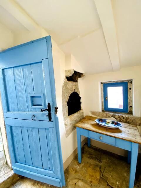 Authentic stone house Miro