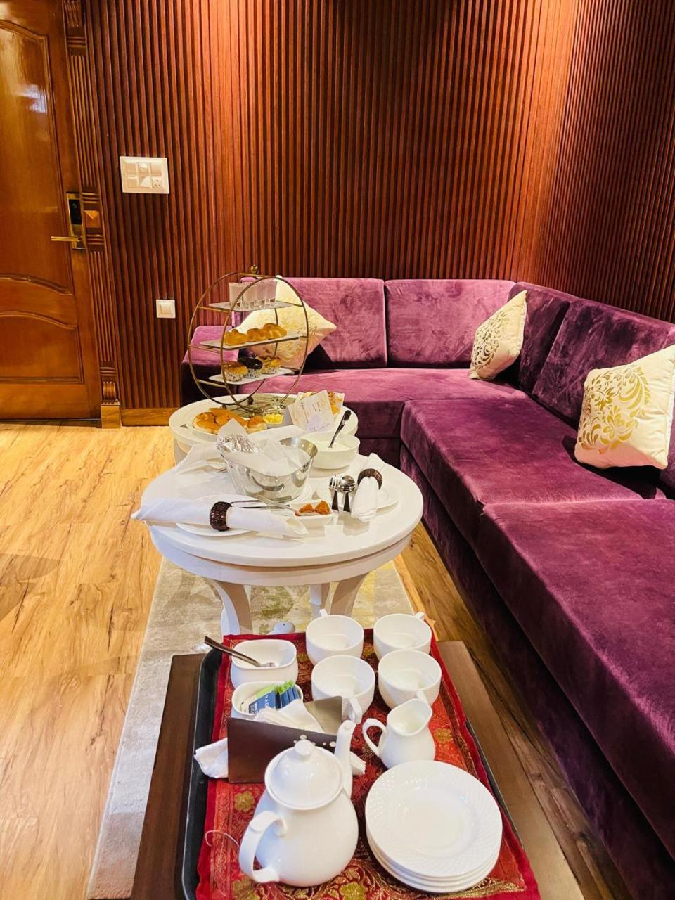 lounge