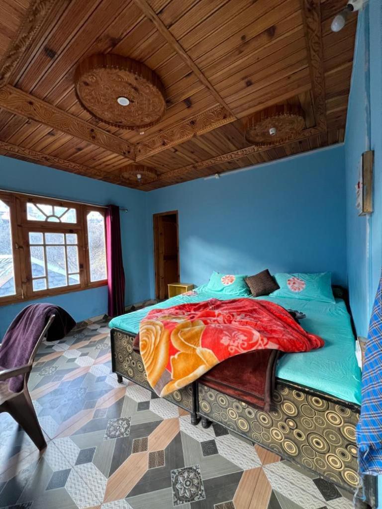 Yamuna Guest House Tosh