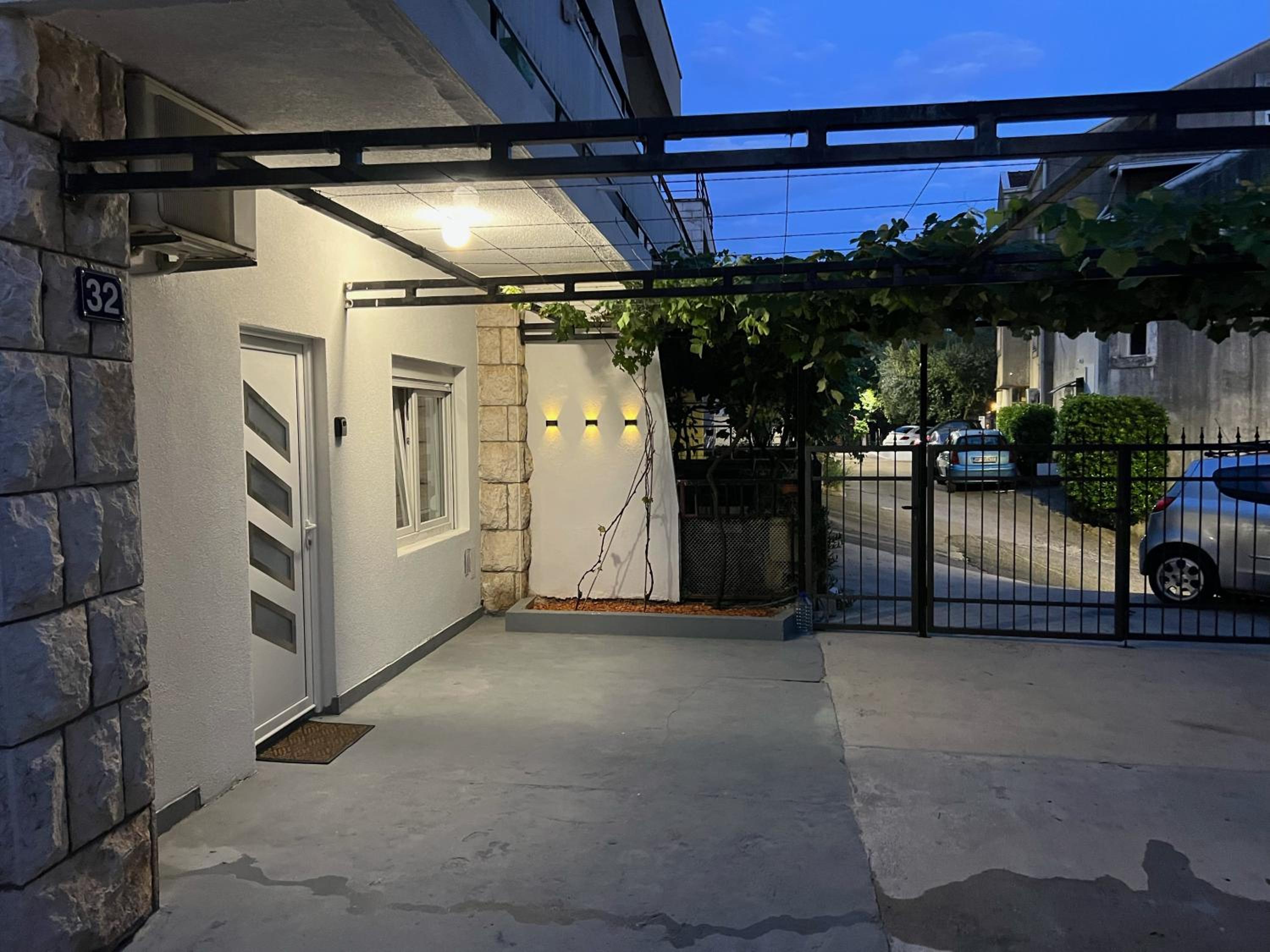 Apartments Miljanic view 4