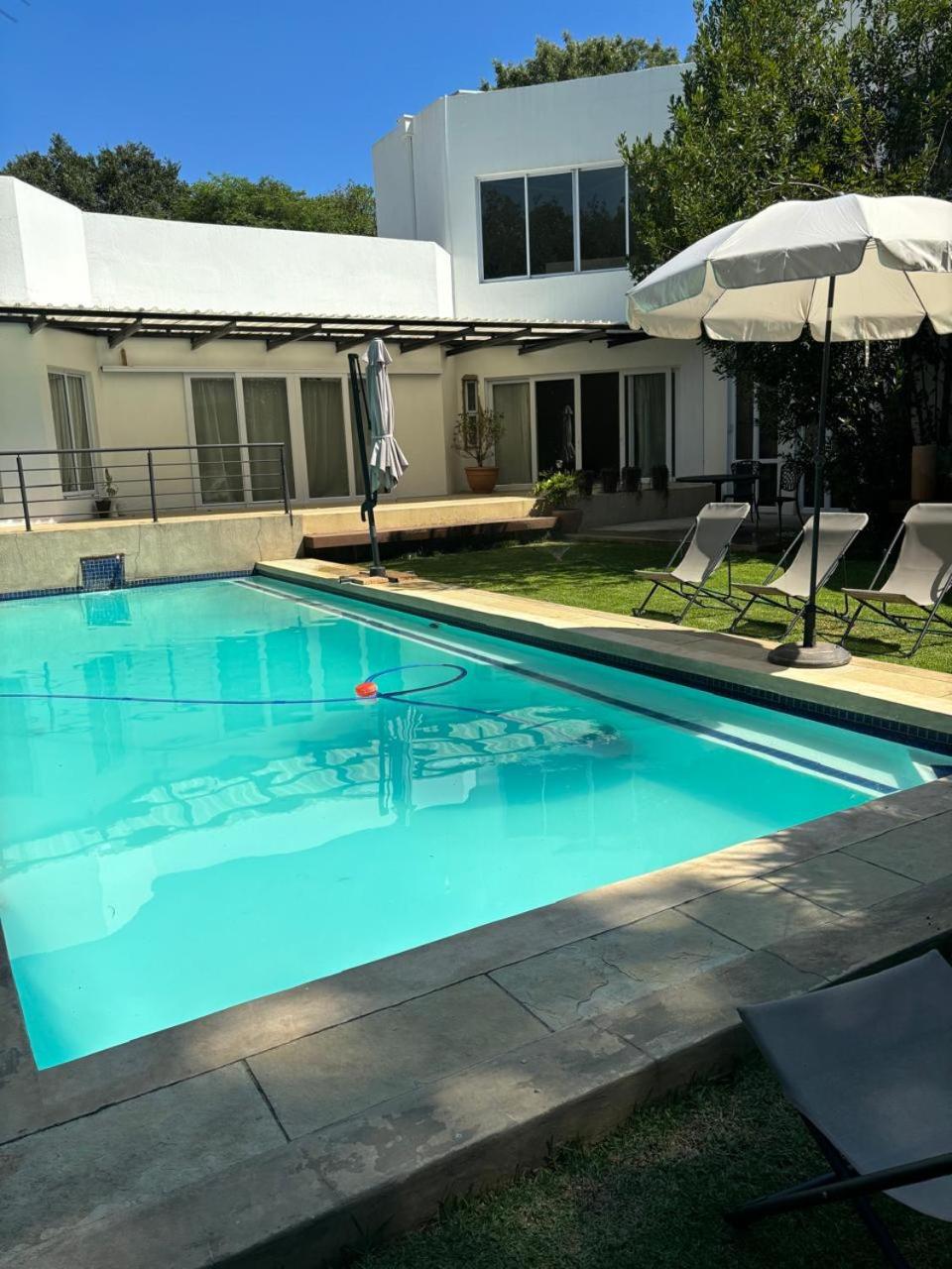 Johannesburg Vacations - Shrubly Suite 1 - Peaceful, Stylish in Sandton-Backup Power - Property Image 5