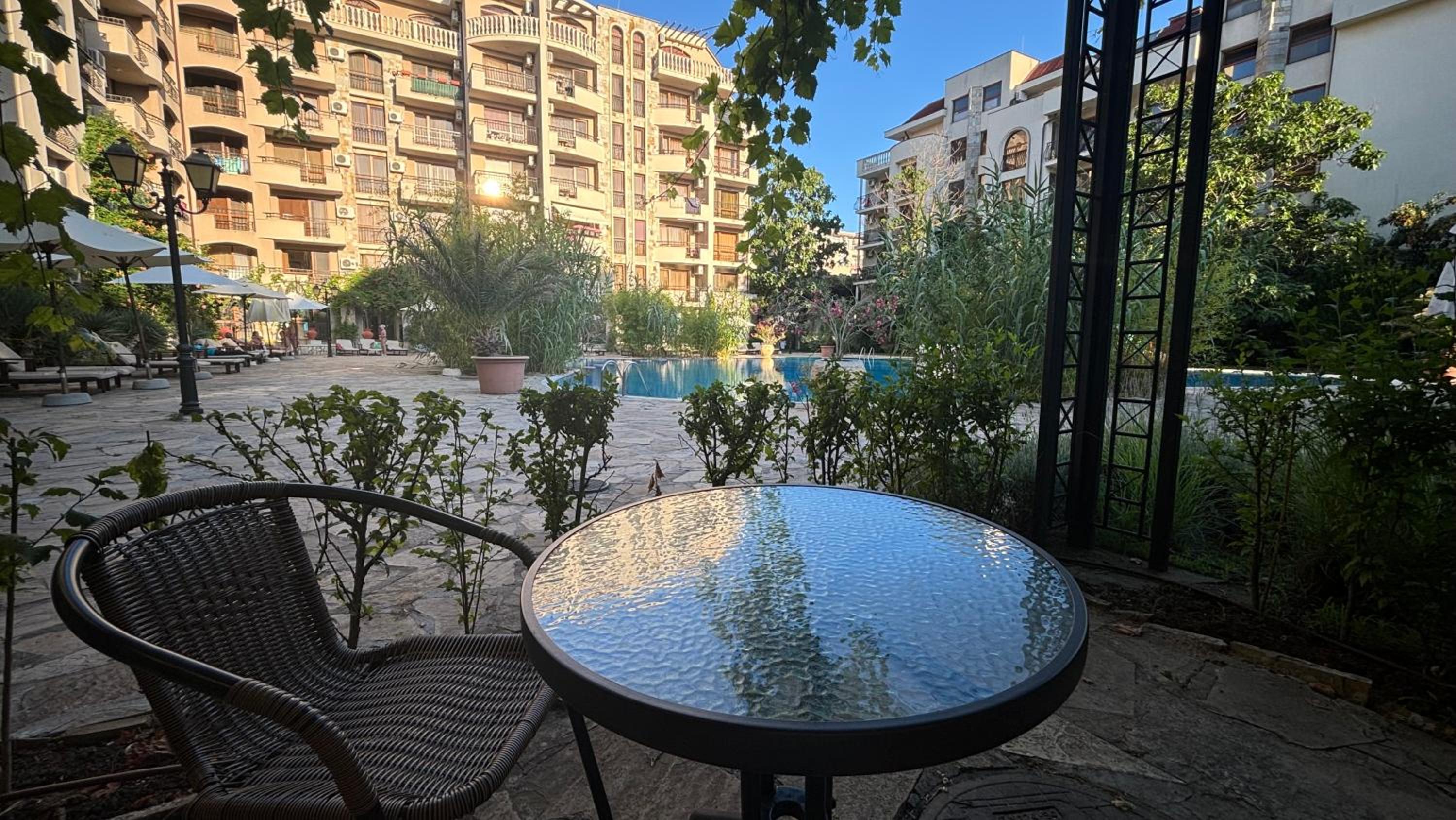 Studio/free yoga&aqua aerobic